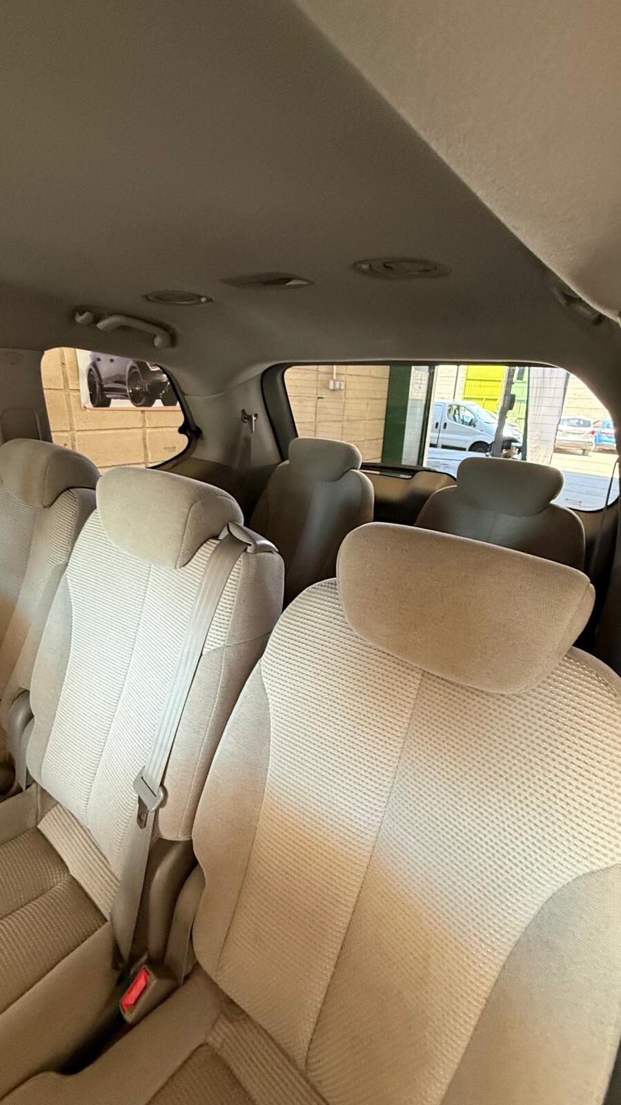 KIA carnival 2.9 vgx ex