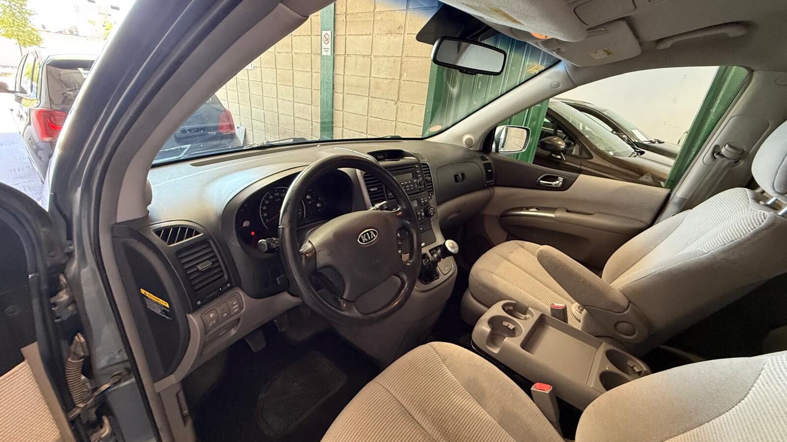 KIA carnival 2.9 vgx ex