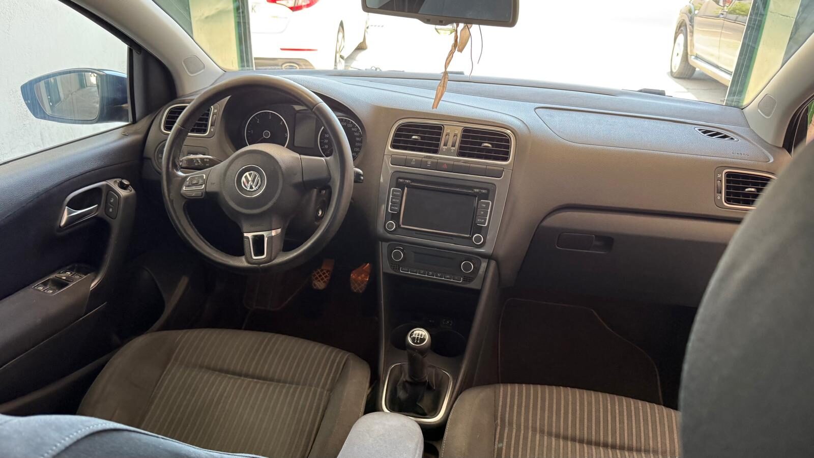 VOLKSWAGEN POLO 1.6 sport