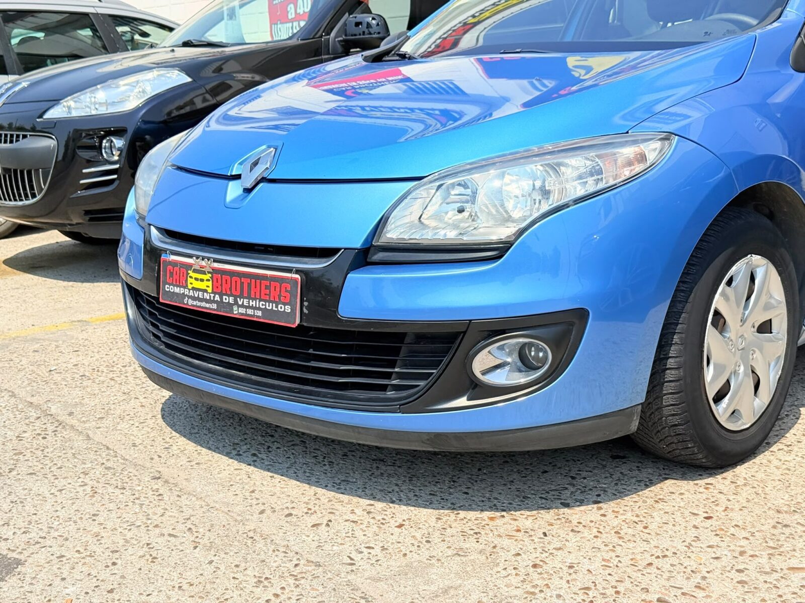 RENAULT Megane 1.6 G AUTHENTIQUE