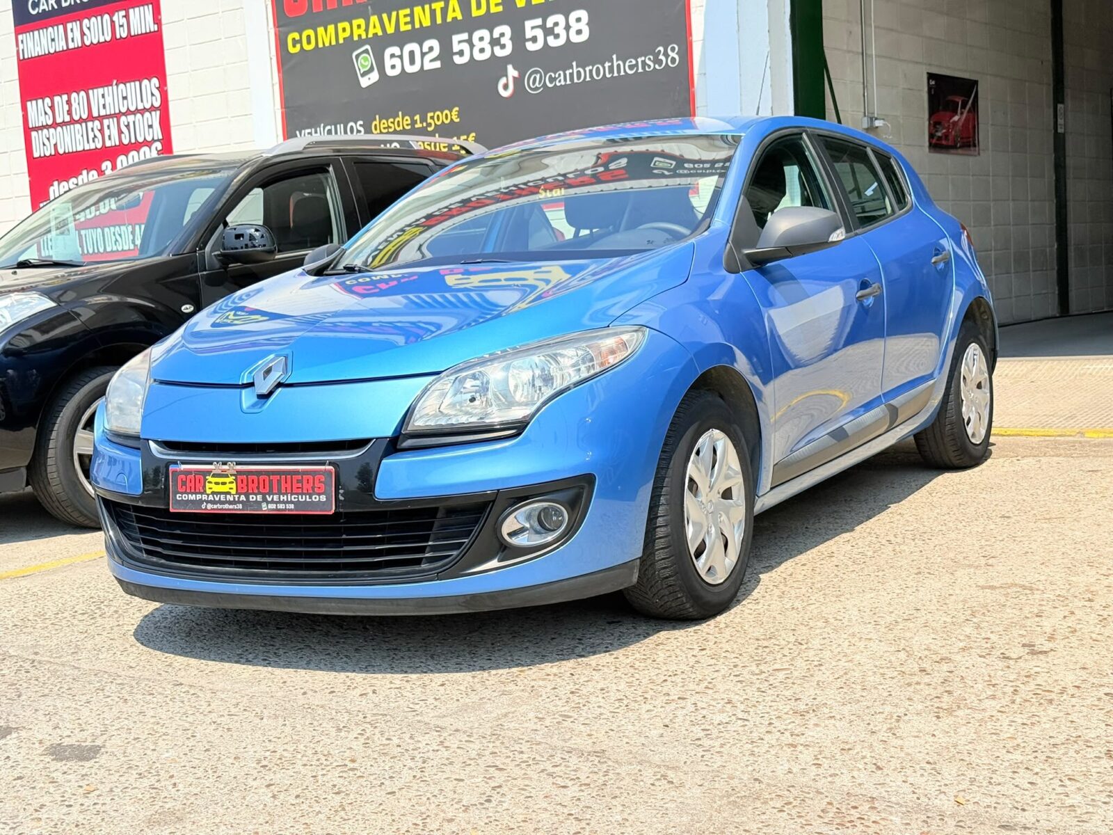 RENAULT Megane 1.6 G AUTHENTIQUE