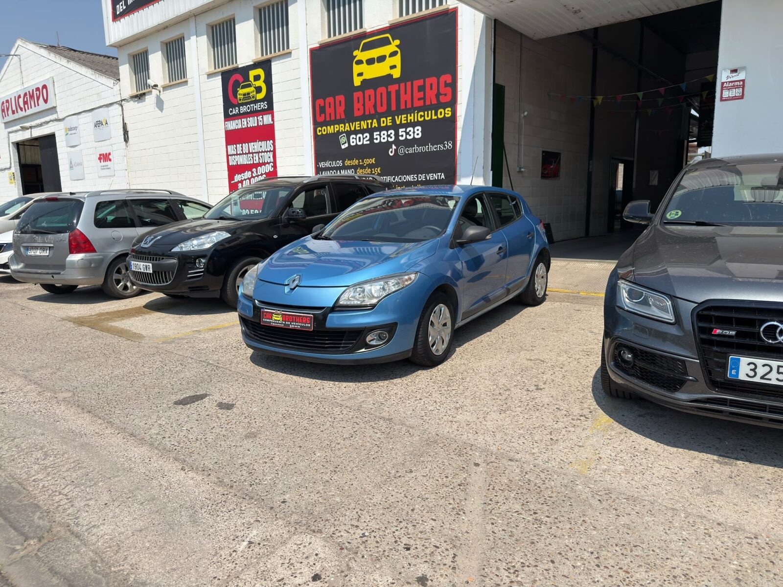 RENAULT Megane 1.6 G AUTHENTIQUE