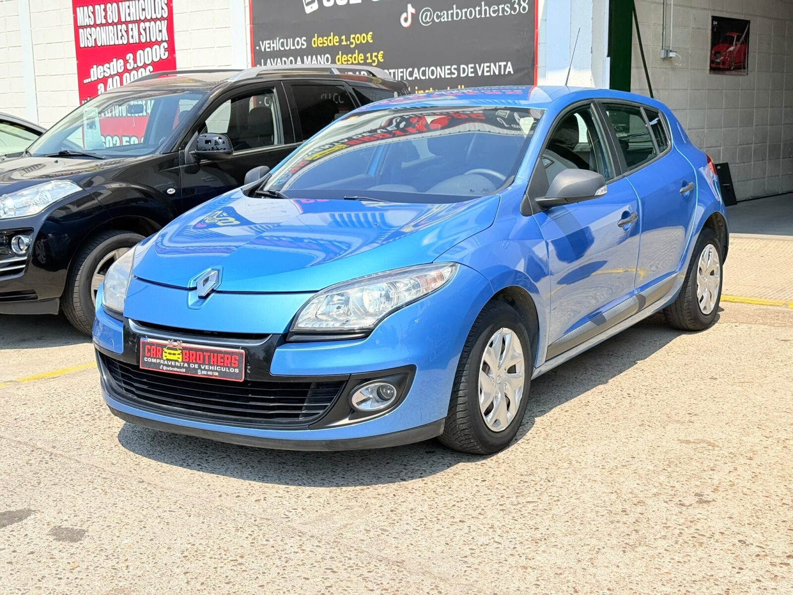 RENAULT Megane 1.6 G AUTHENTIQUE