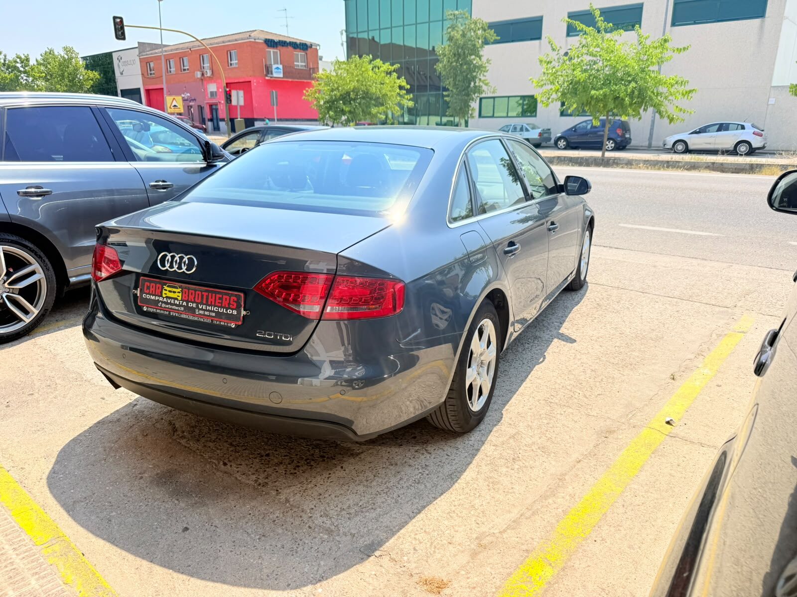 AUDI A4 2.0 TDI ATTRACTION