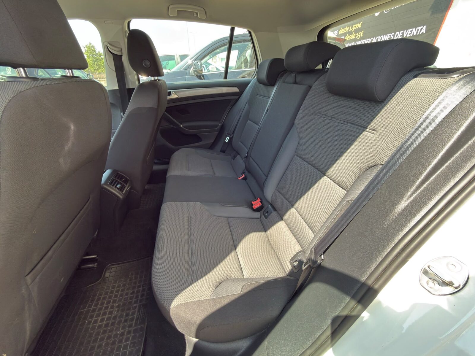 VOLKSWAGEN Golf 1.2 TSI EDITION TECH