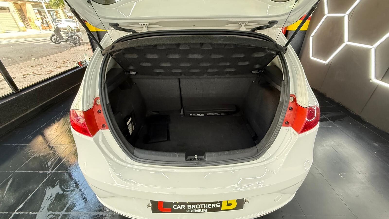SEAT LEON 1.2 TSI EDITION TECH