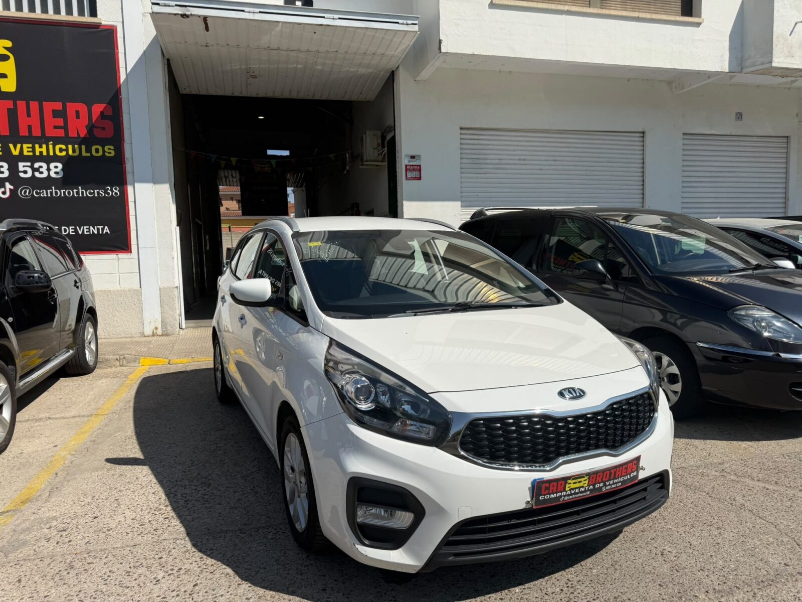 KIA KARENS CONCEPT 
