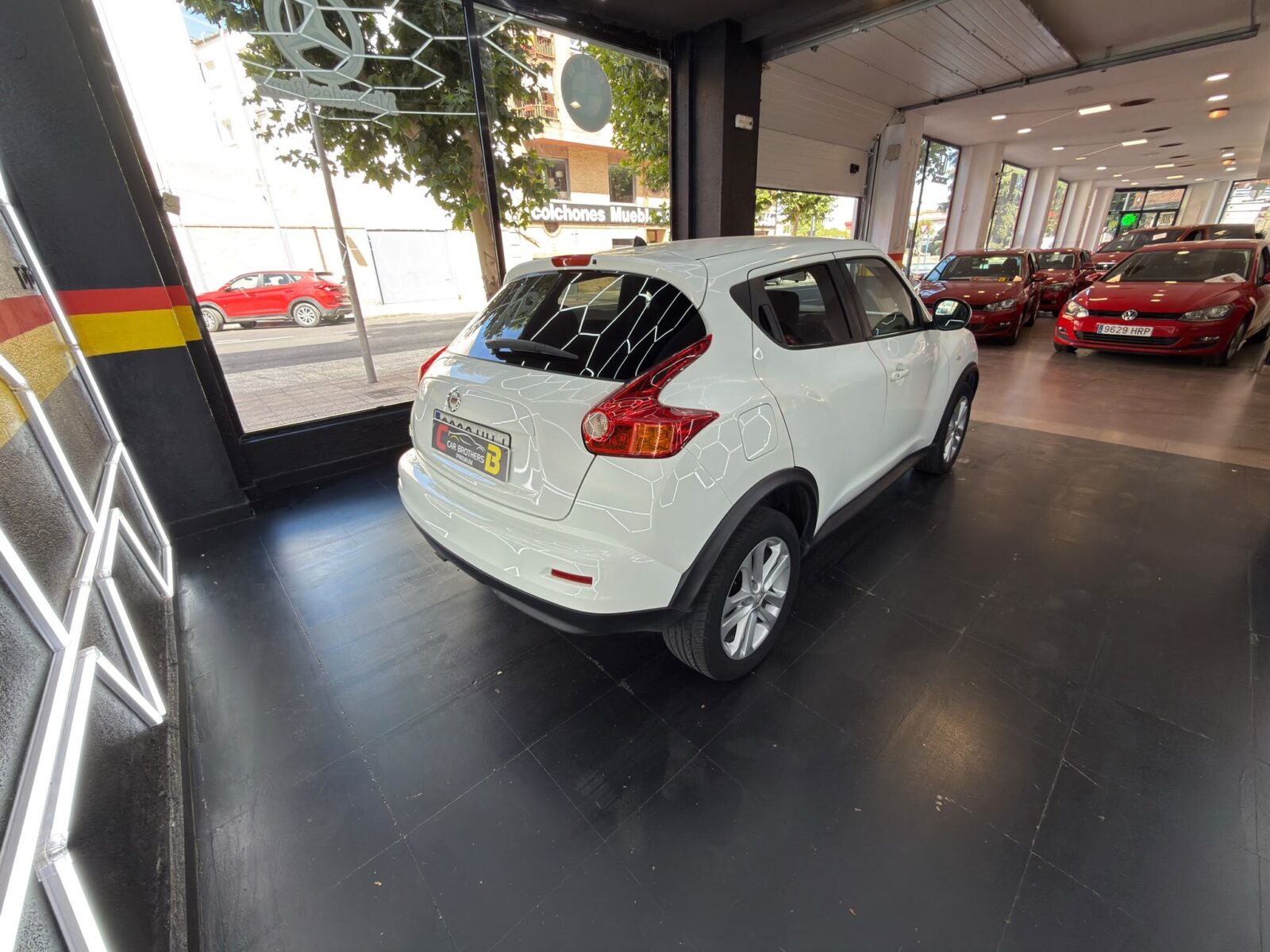 NISSAN JUKE 1.6 TEKNA PREMIUM