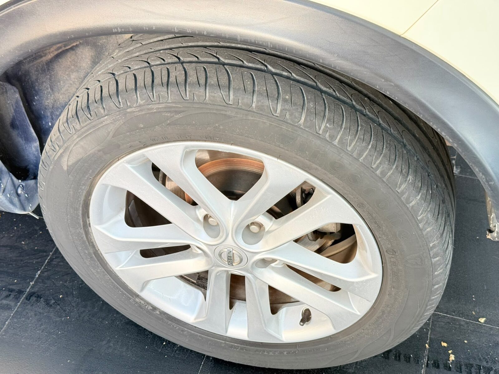 NISSAN JUKE 1.6 TEKNA PREMIUM