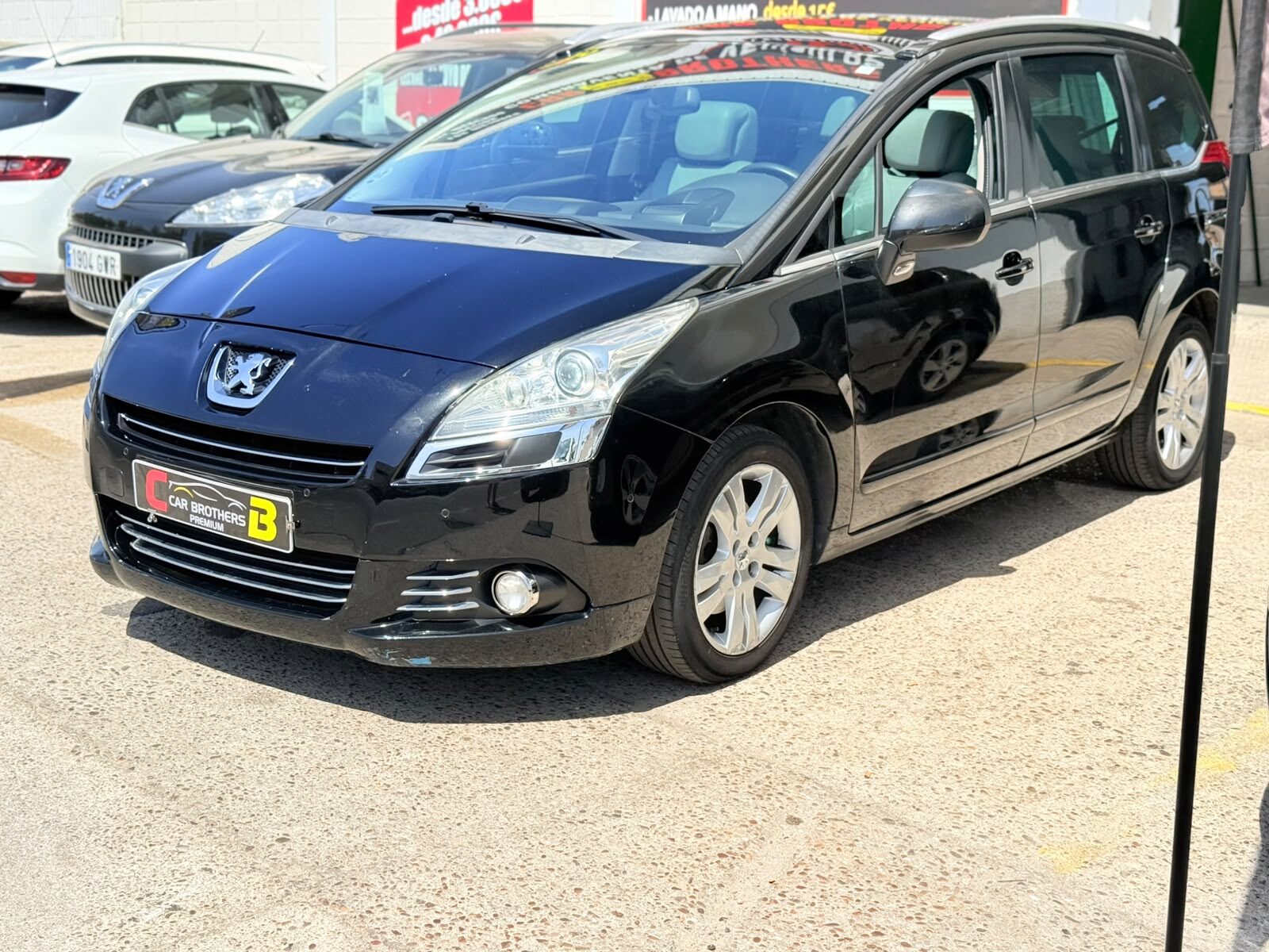 PEUGEOT 5008 2.0 HDI