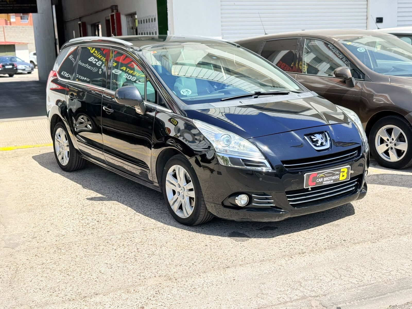 PEUGEOT 5008 2.0 HDI
