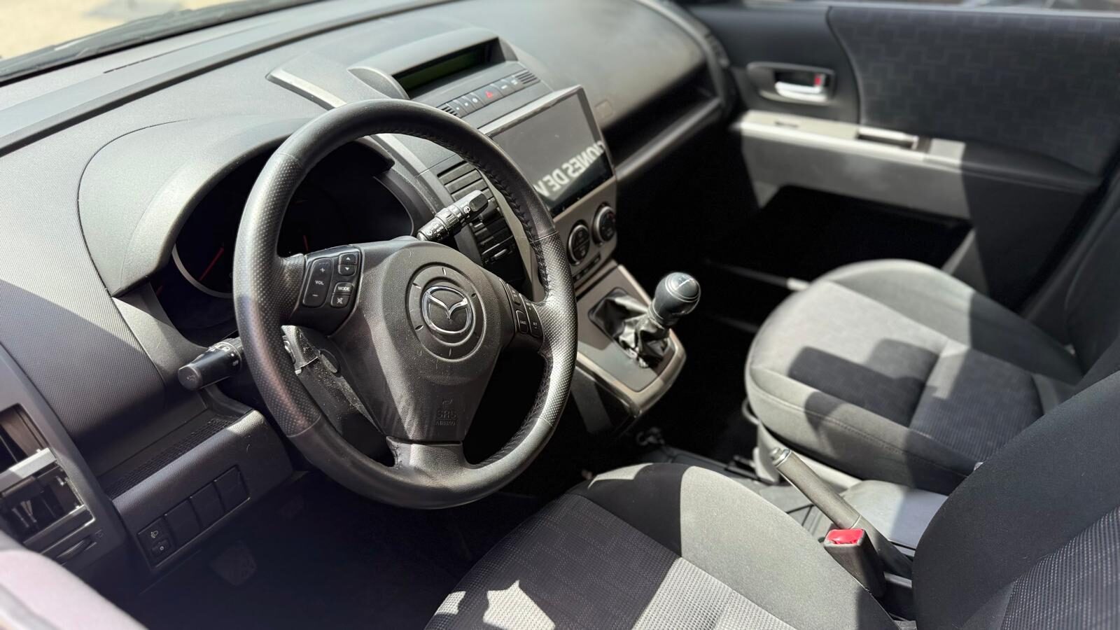 MAZDA 5 2.0 dynamic car play 