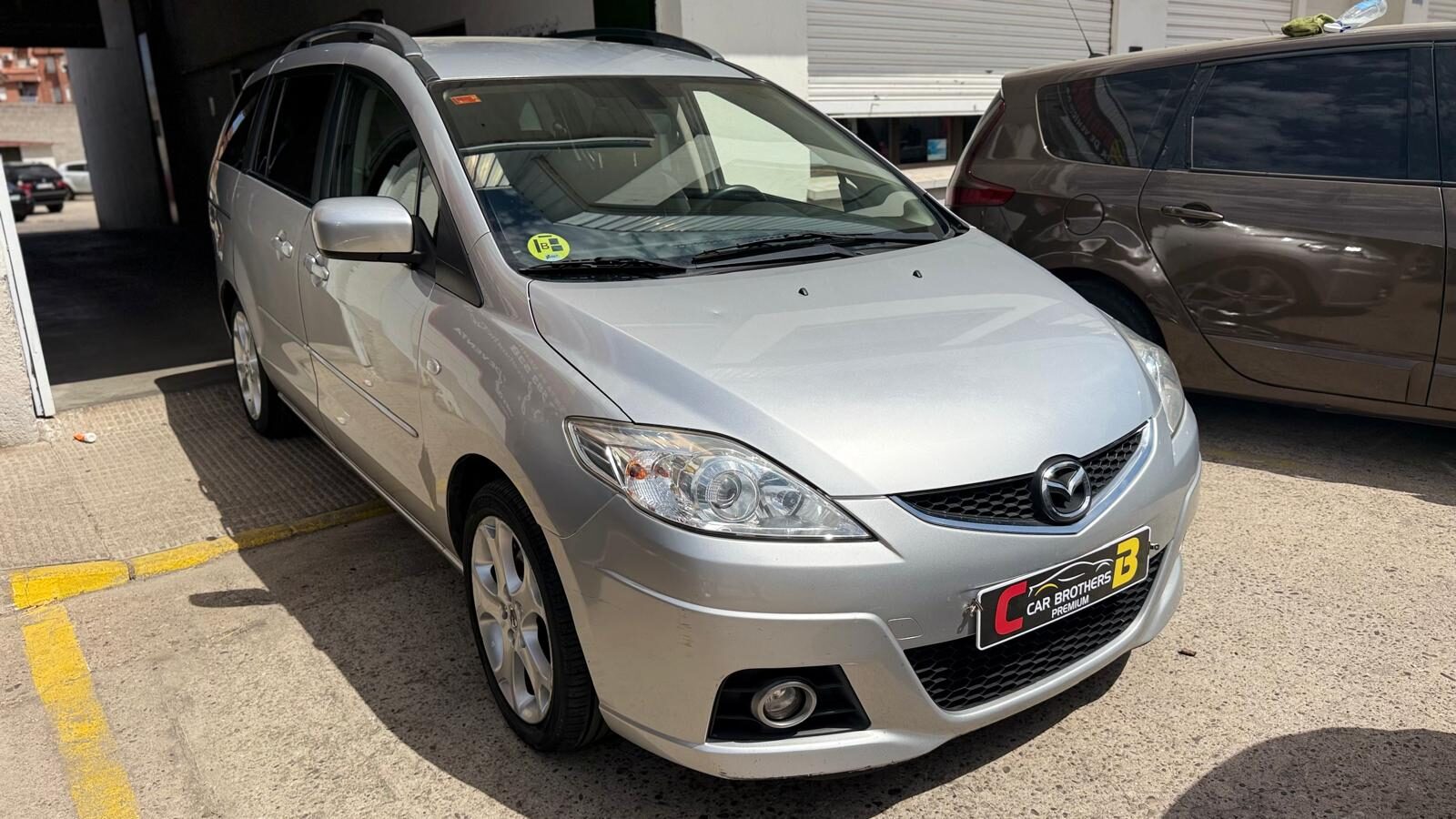 MAZDA 5 2.0 dynamic car play 