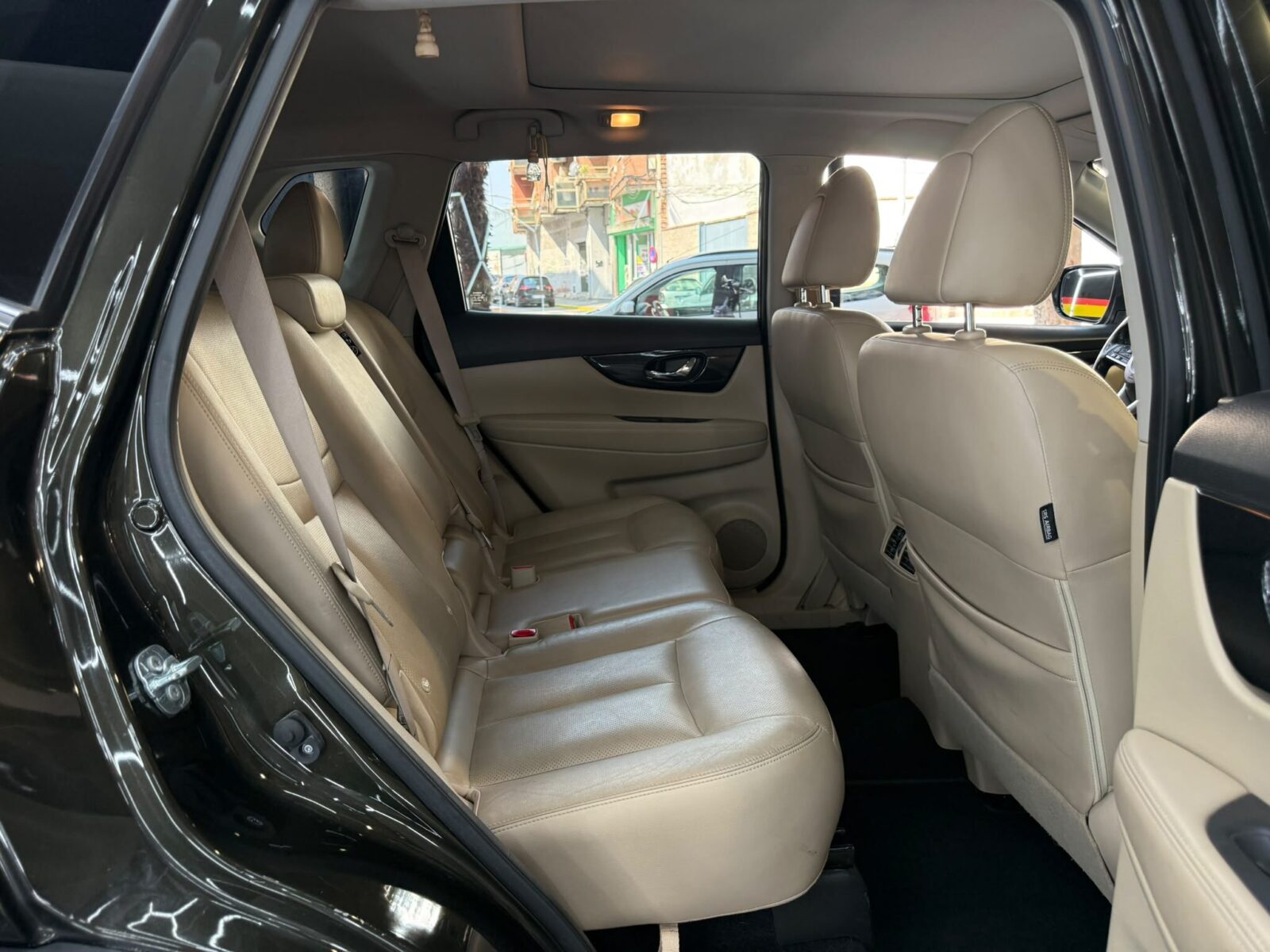 NISSAN XTRAIL tekna premium