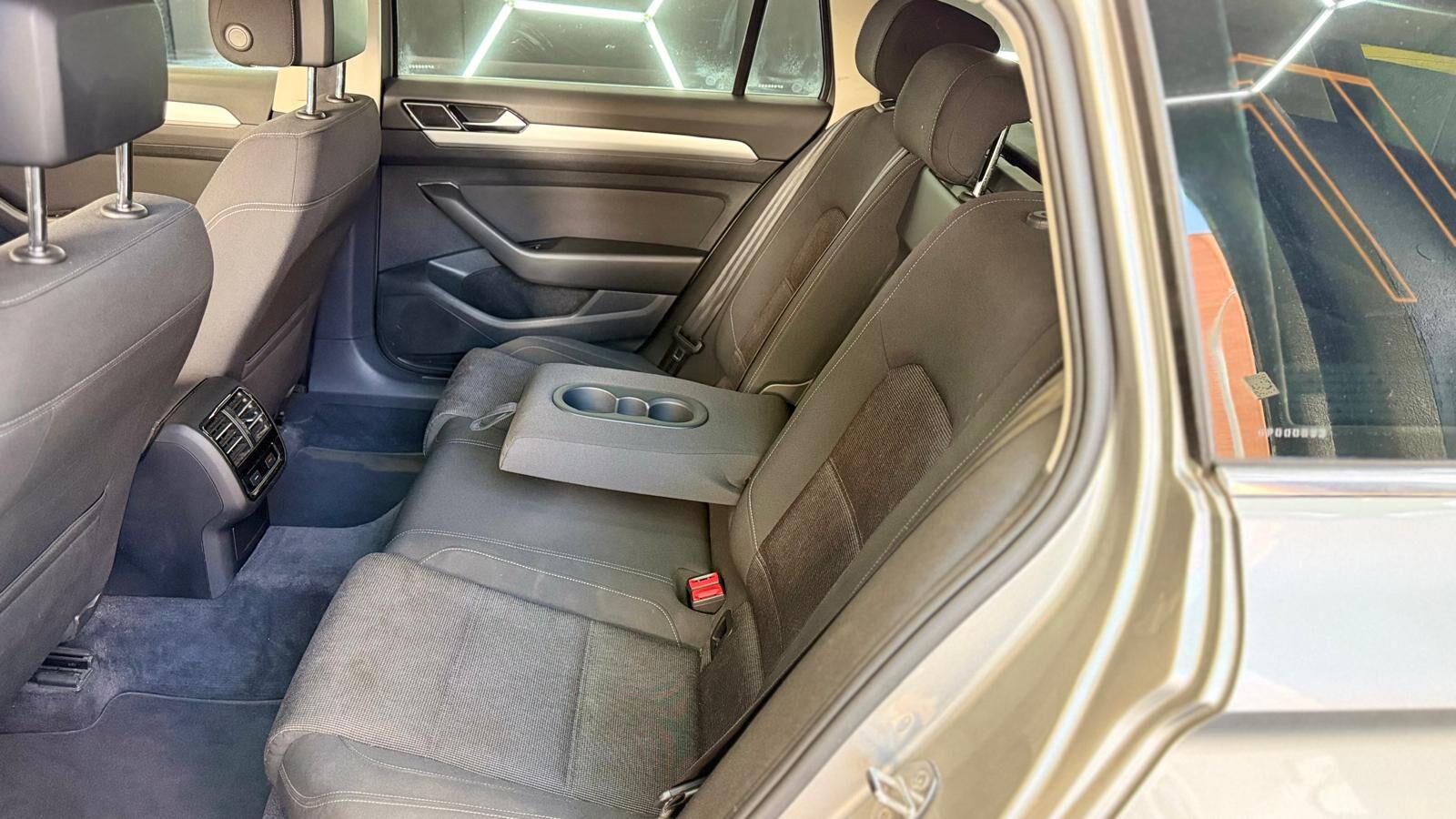 VOLKSWAGEN passat  2.0 TDI Comfortline BlueMotion Tech
