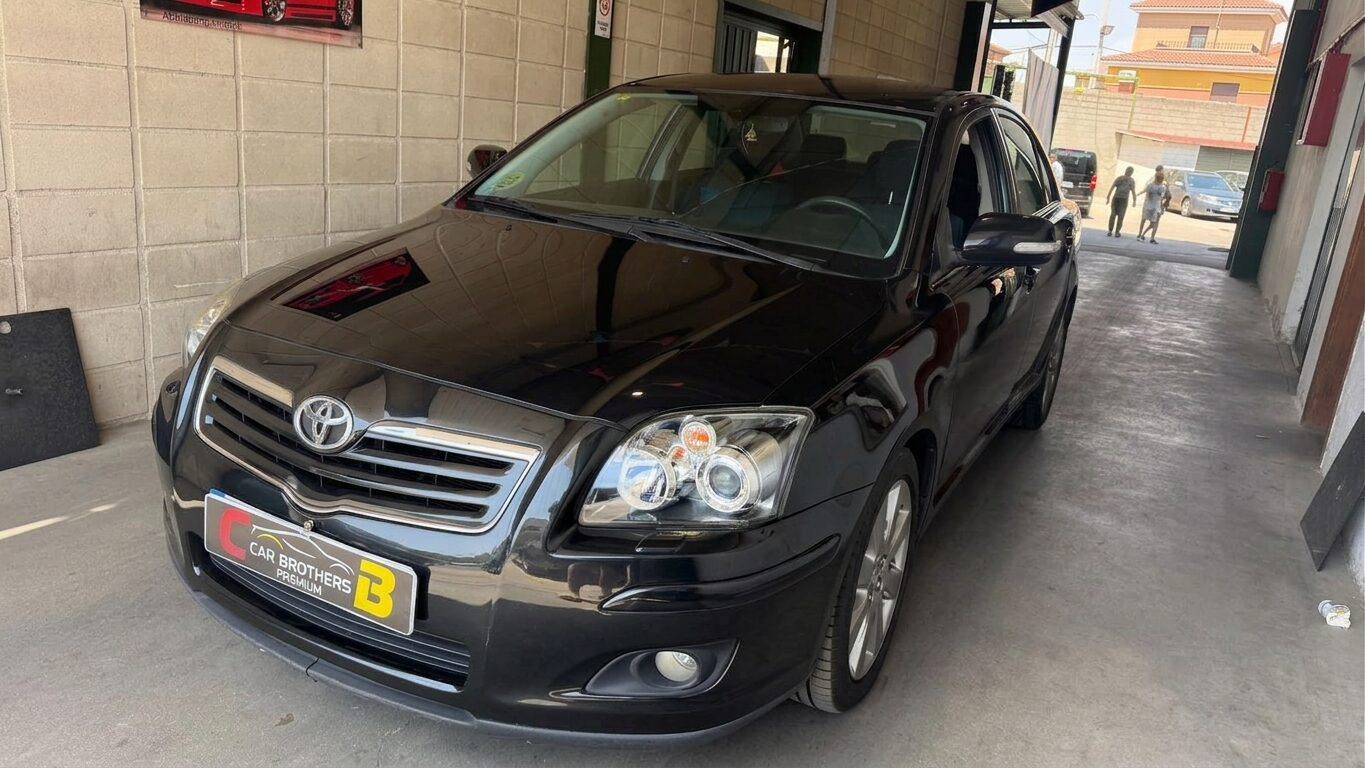 TOYOTA AVENSIS SPORT