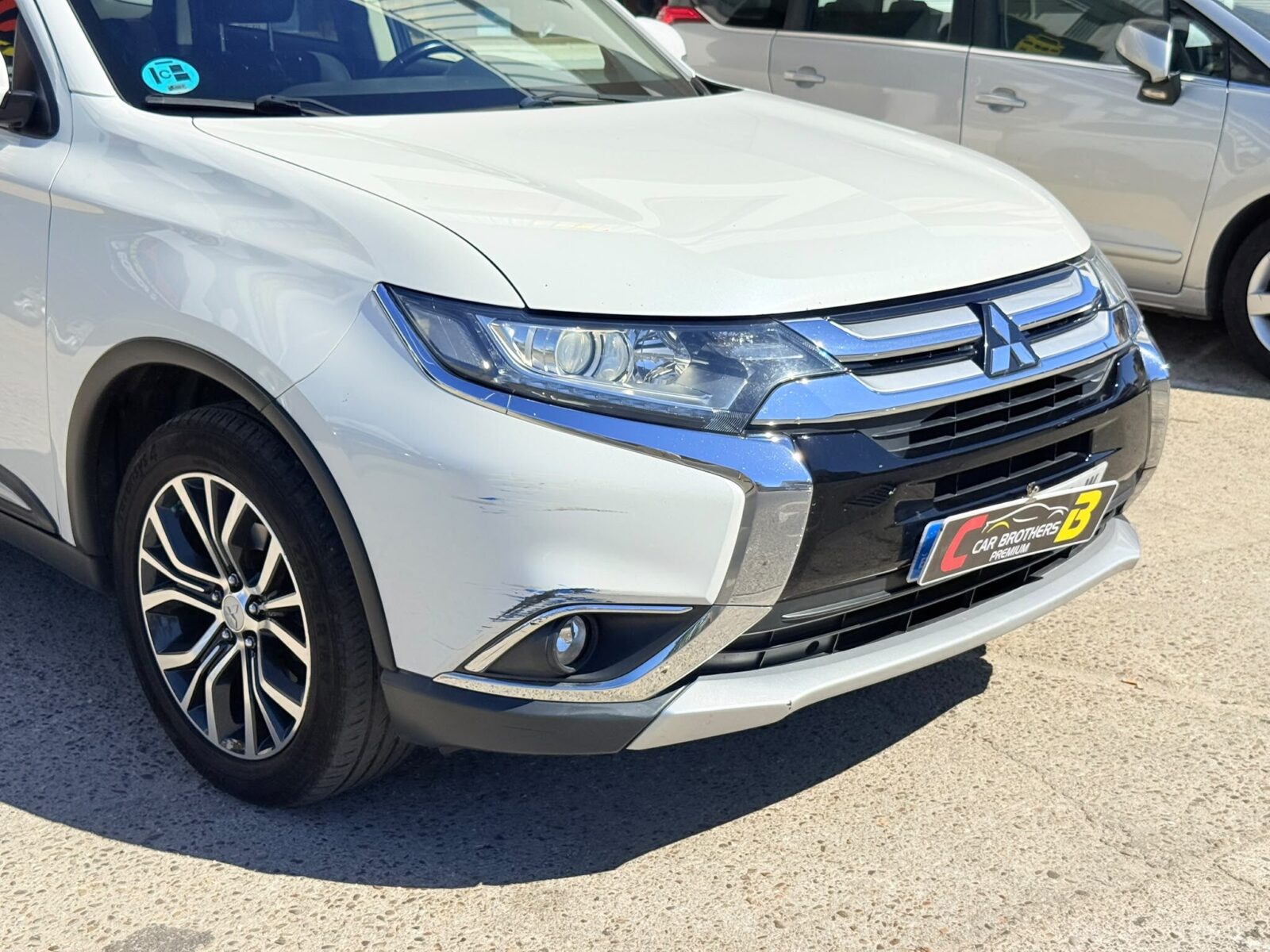 MITSUBISHI outlander 2.2 DI-D Motion 2WD