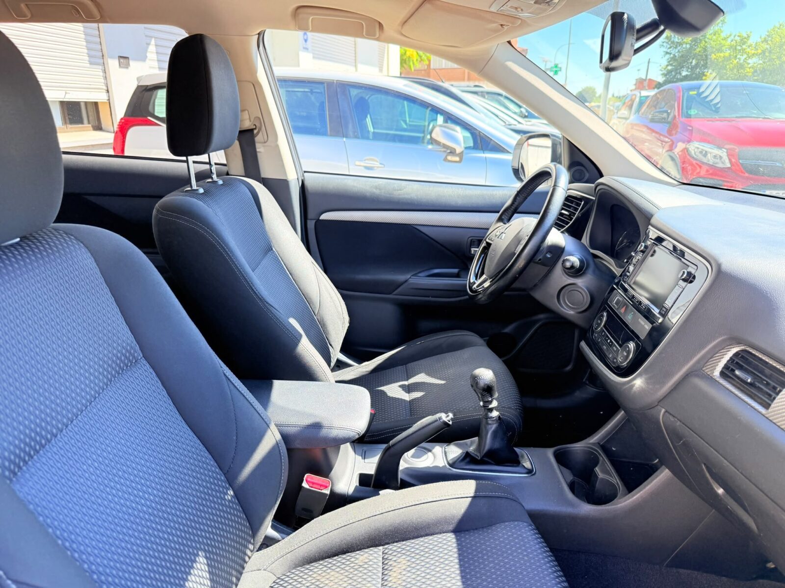 MITSUBISHI outlander 2.2 DI-D Motion 2WD