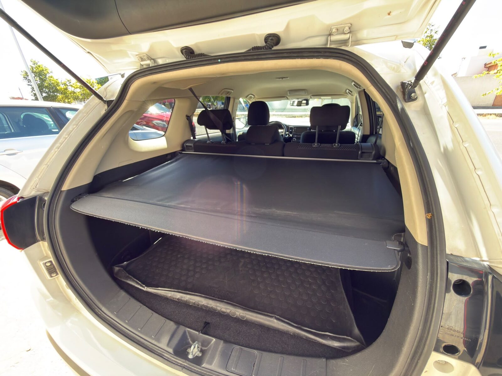 MITSUBISHI outlander 2.2 DI-D Motion 2WD