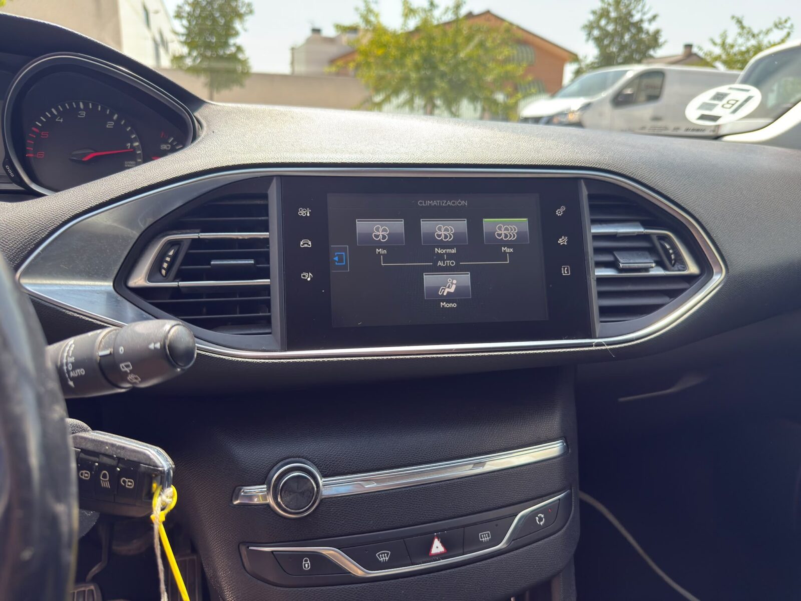 PEUGEOT 308 1.6 HDI ACTIVE