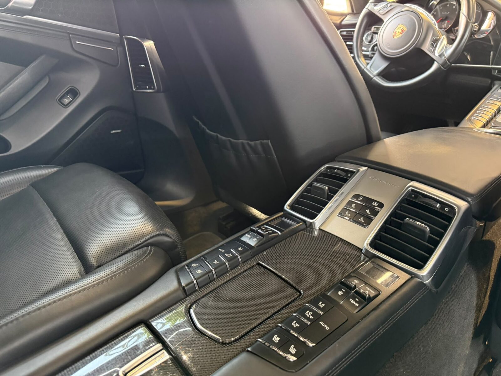 PORSCHE Panamera TURBO S