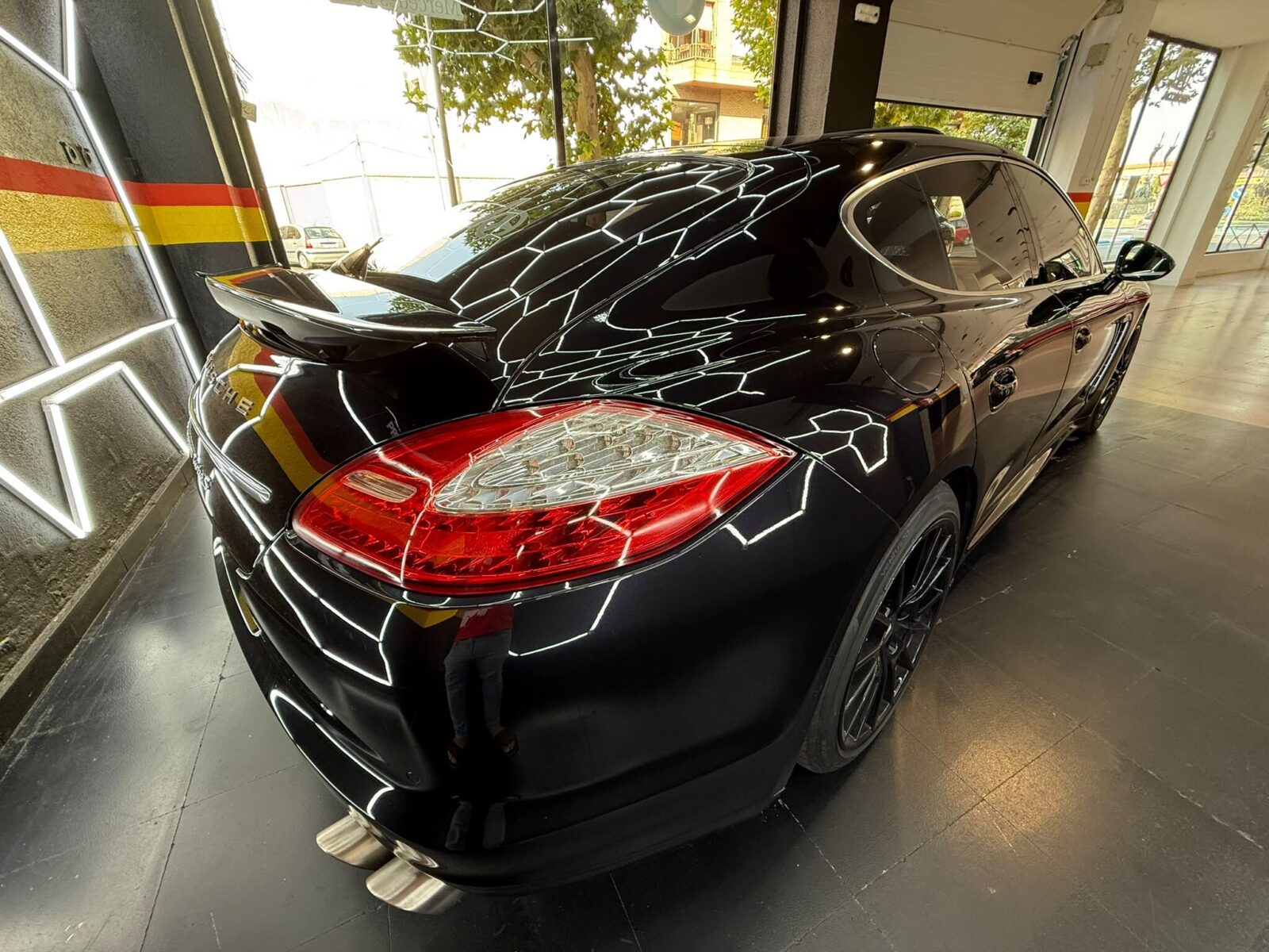 PORSCHE Panamera TURBO S