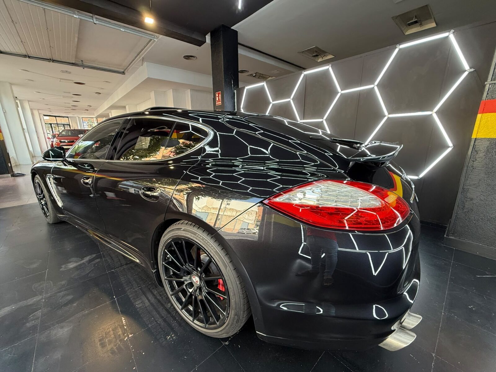 PORSCHE Panamera TURBO S