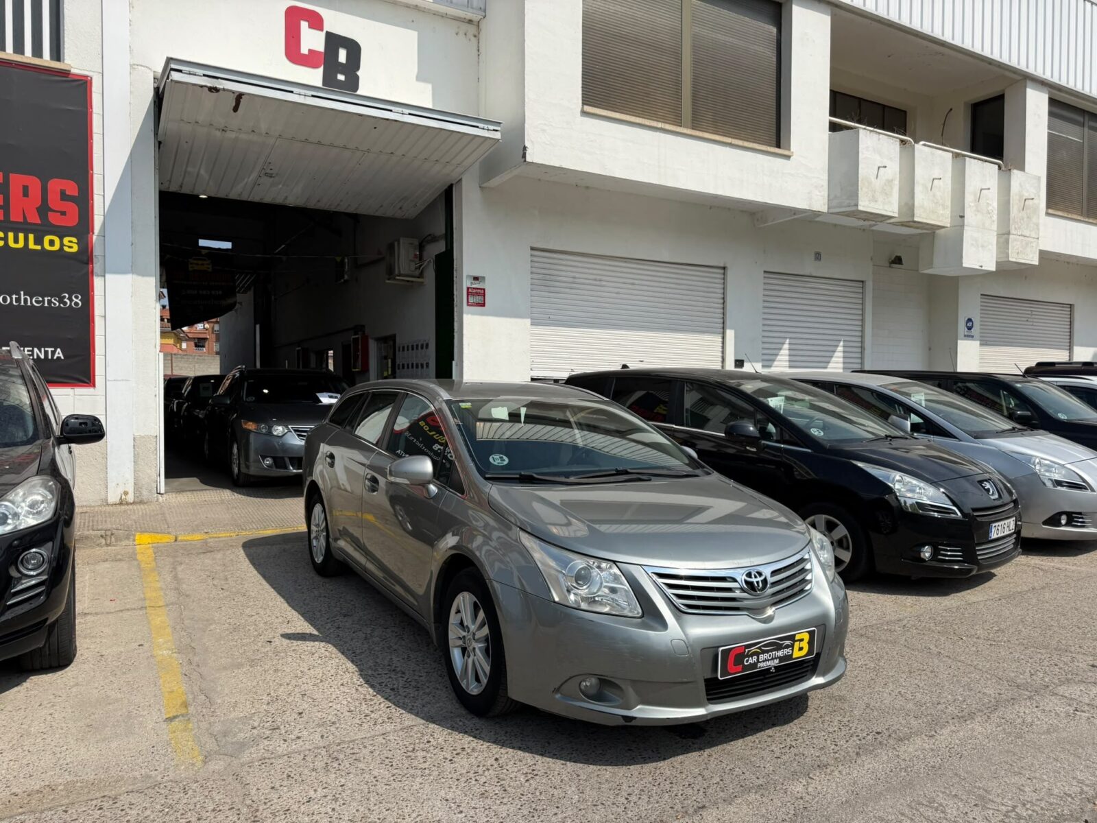 TOYOTA AVENSIS ACTIVE