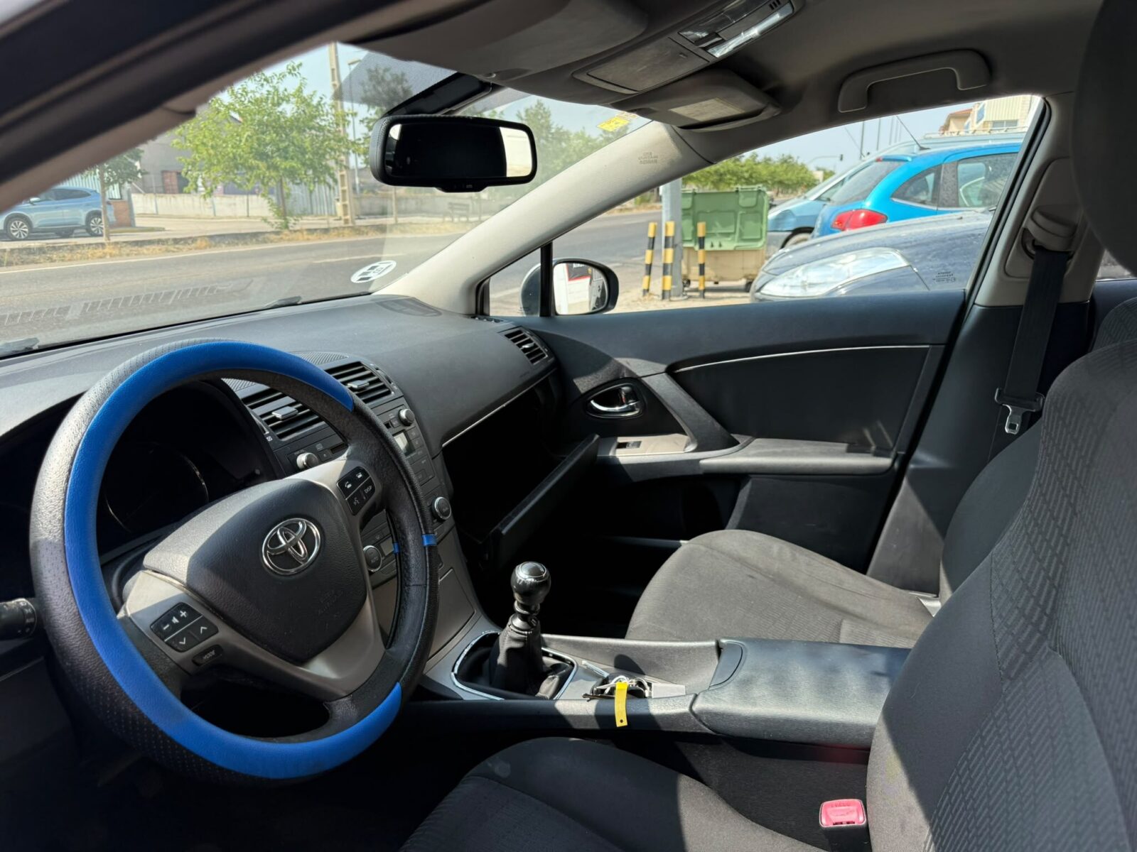 TOYOTA AVENSIS ACTIVE