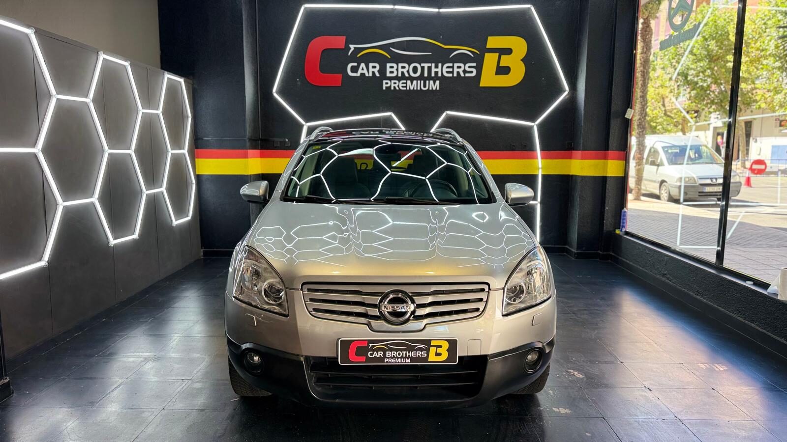 NISSAN QASQHAI+2 TECNA SPORT 