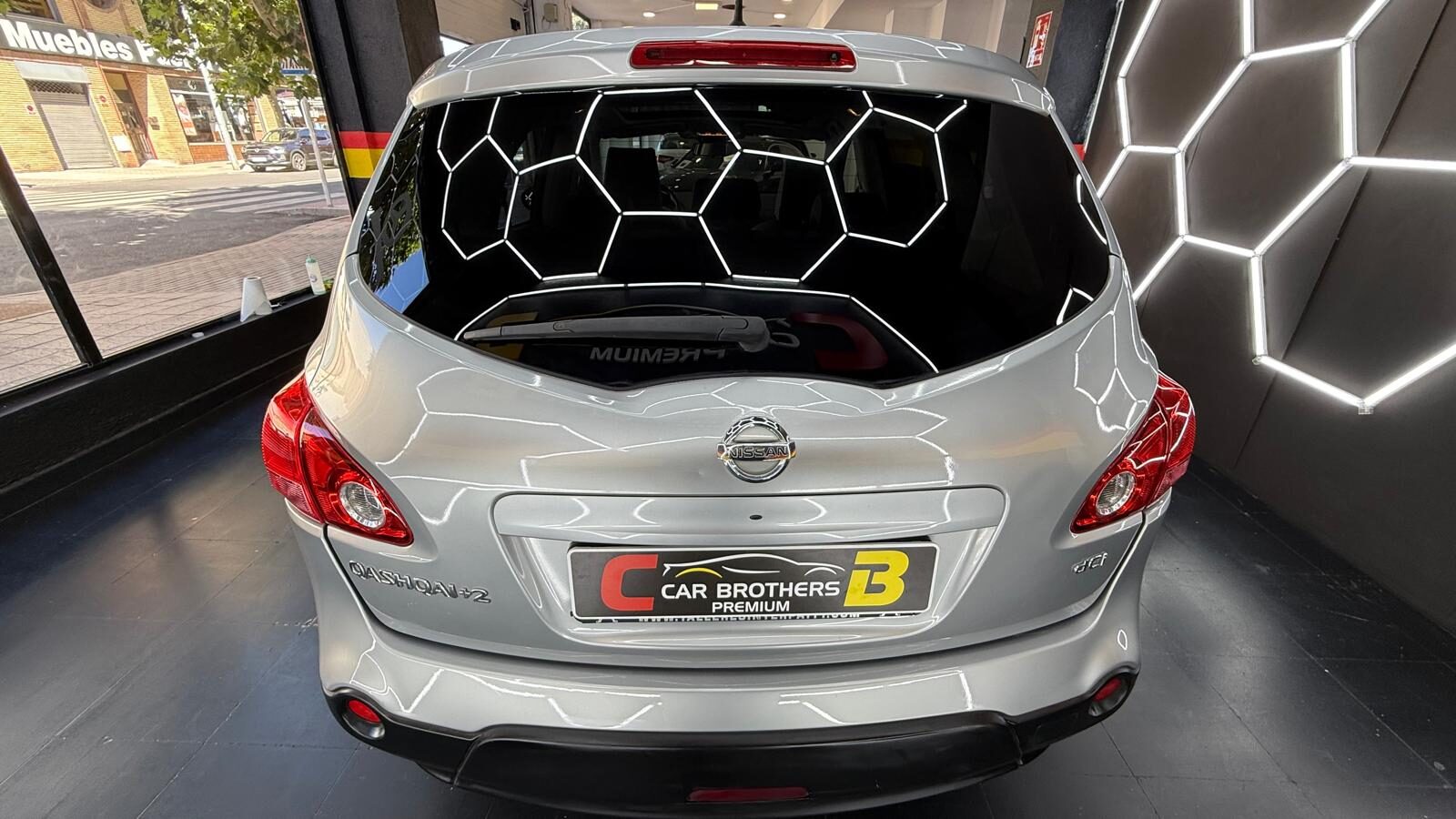 NISSAN QASQHAI+2 TECNA SPORT 