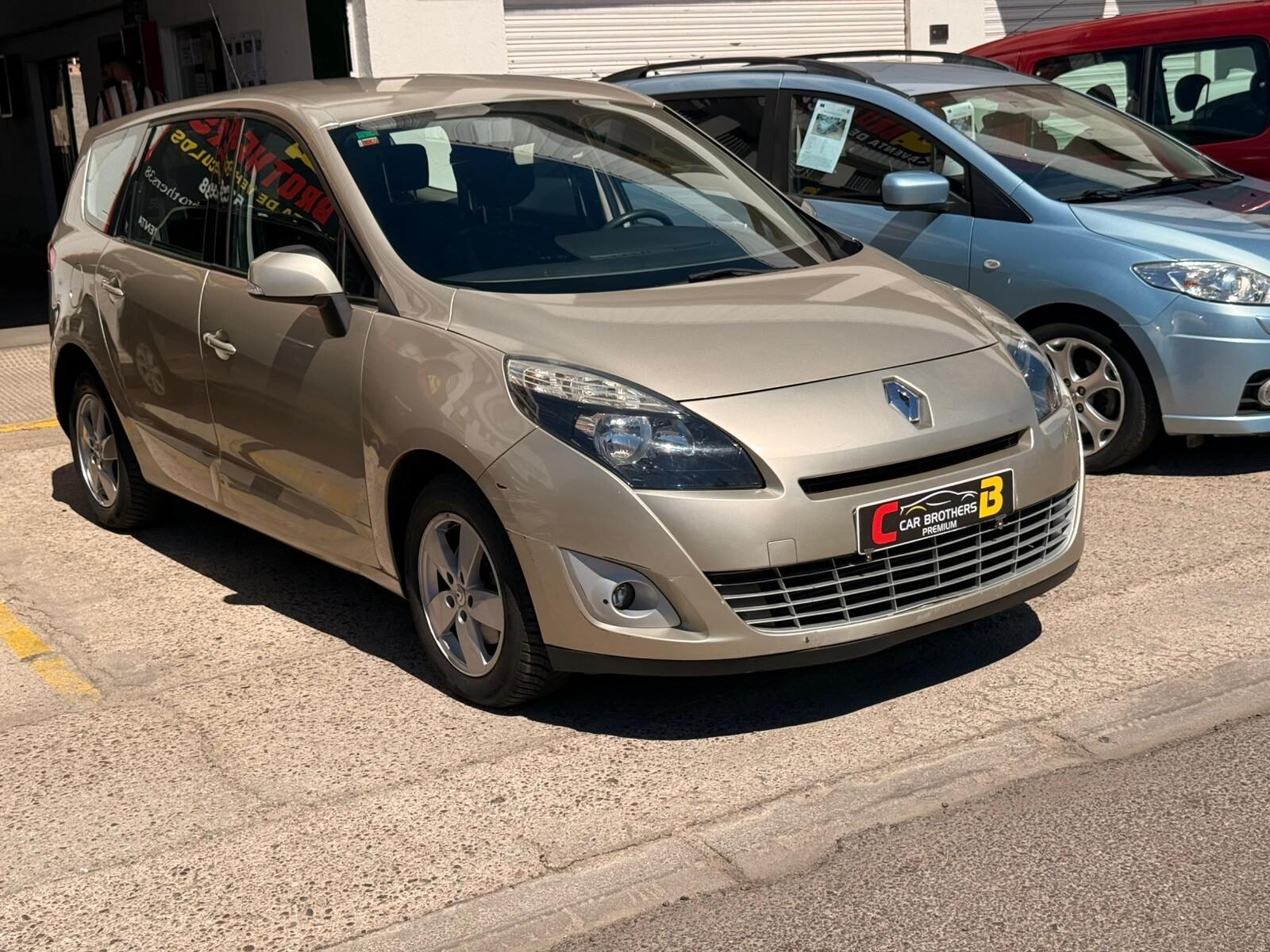 RENAULT grand scenic 1.5 dci dynamique
