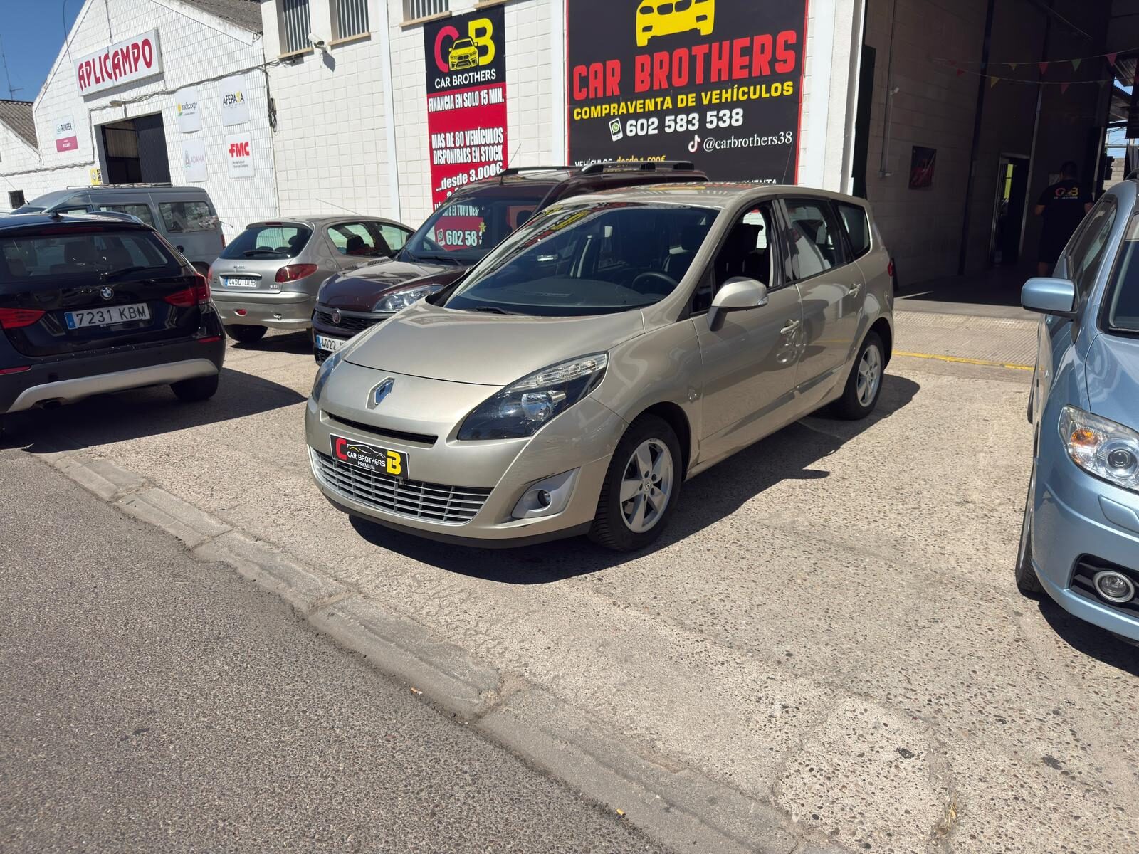 RENAULT grand scenic 1.5 dci dynamique