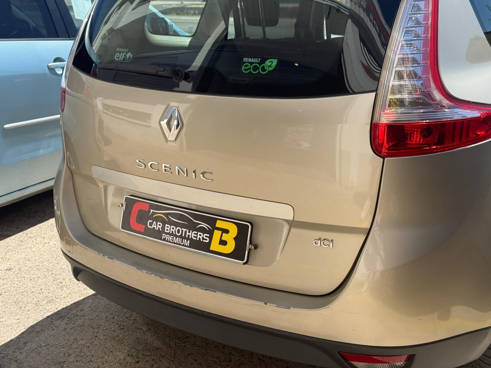 RENAULT grand scenic 1.5 dci dynamique