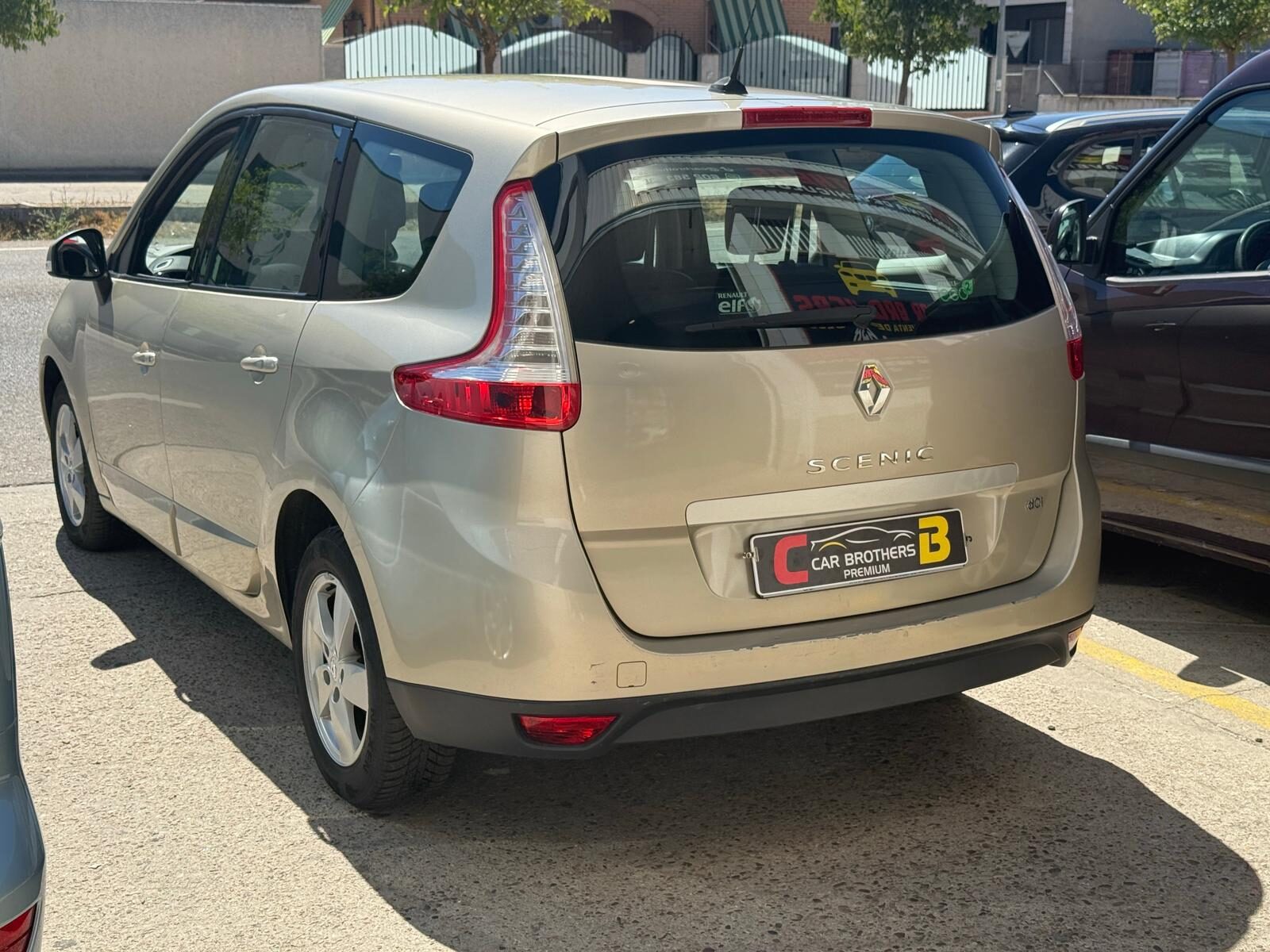 RENAULT grand scenic 1.5 dci dynamique