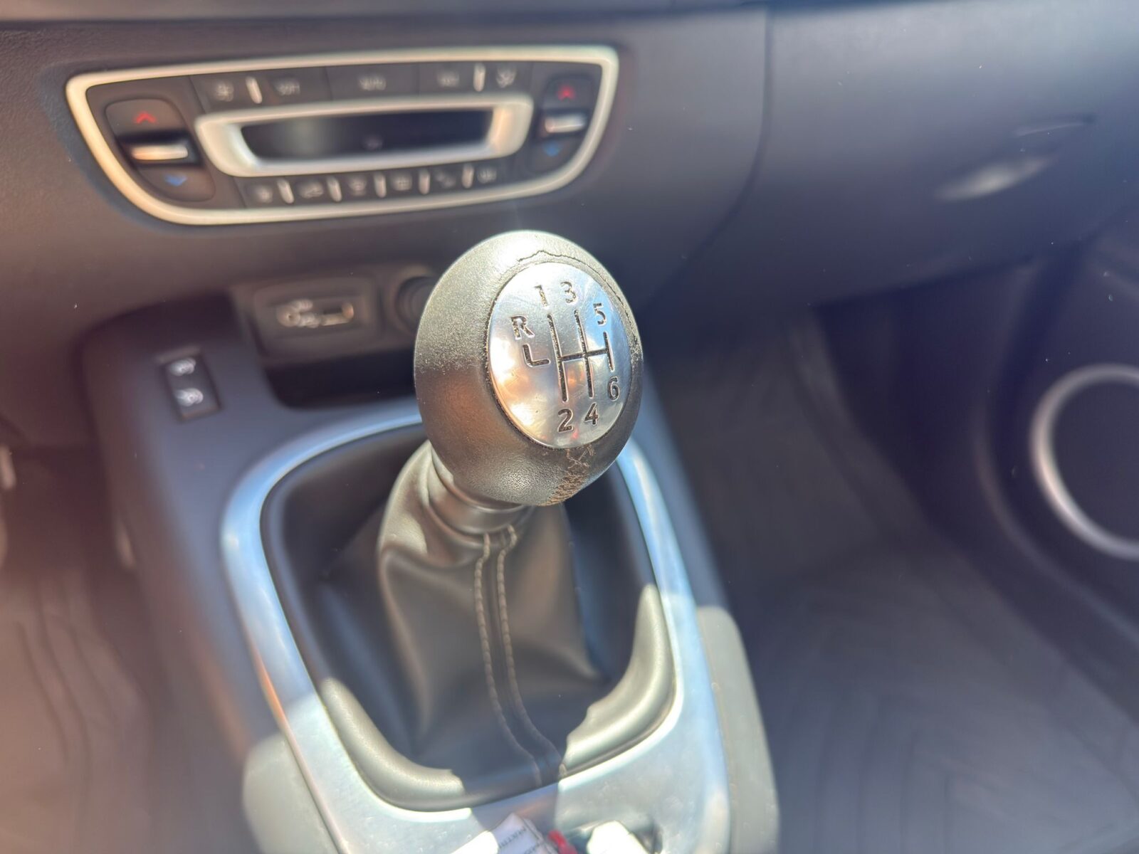 RENAULT grand scenic 1.5 dci dynamique