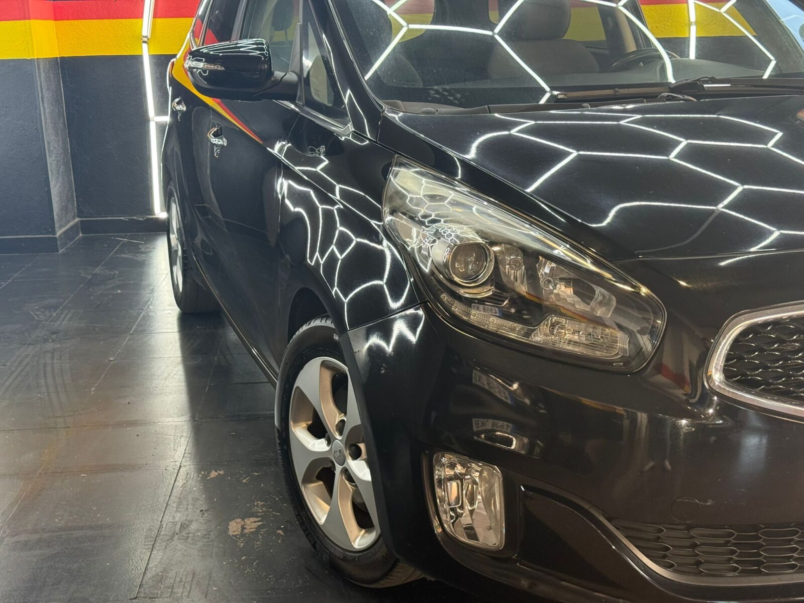 KIA CARENS drive