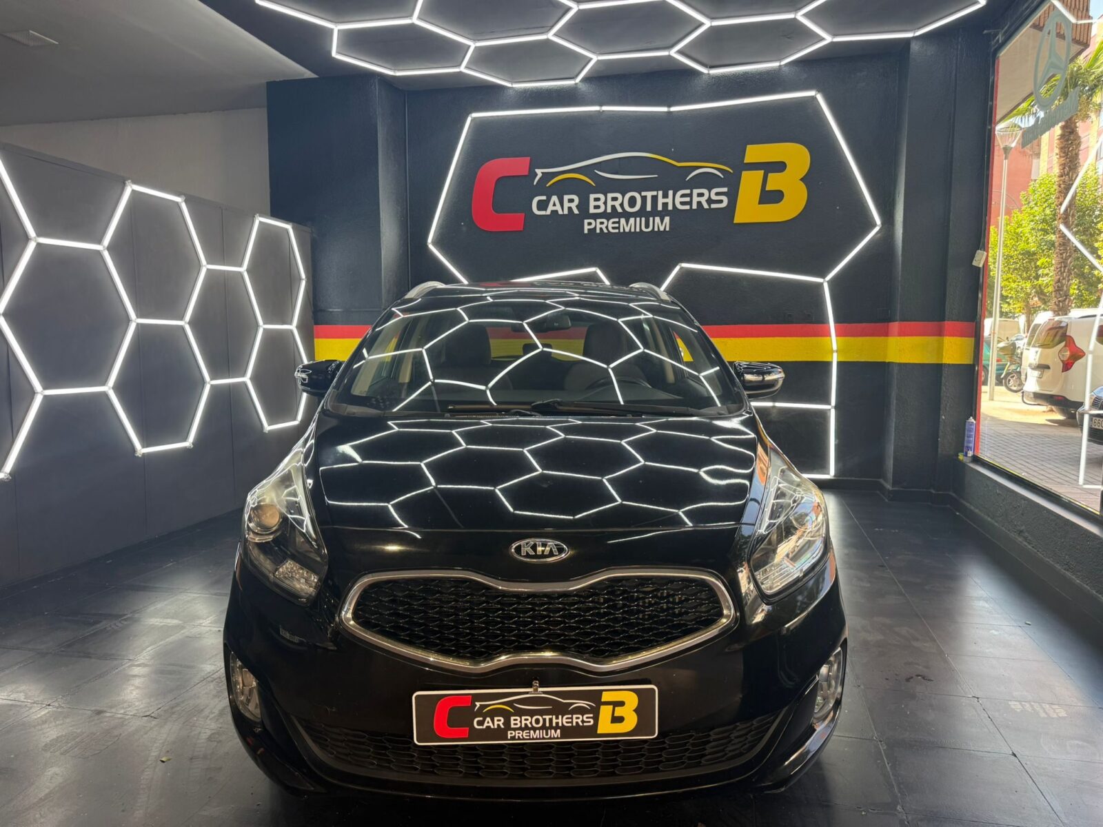 KIA CARENS drive