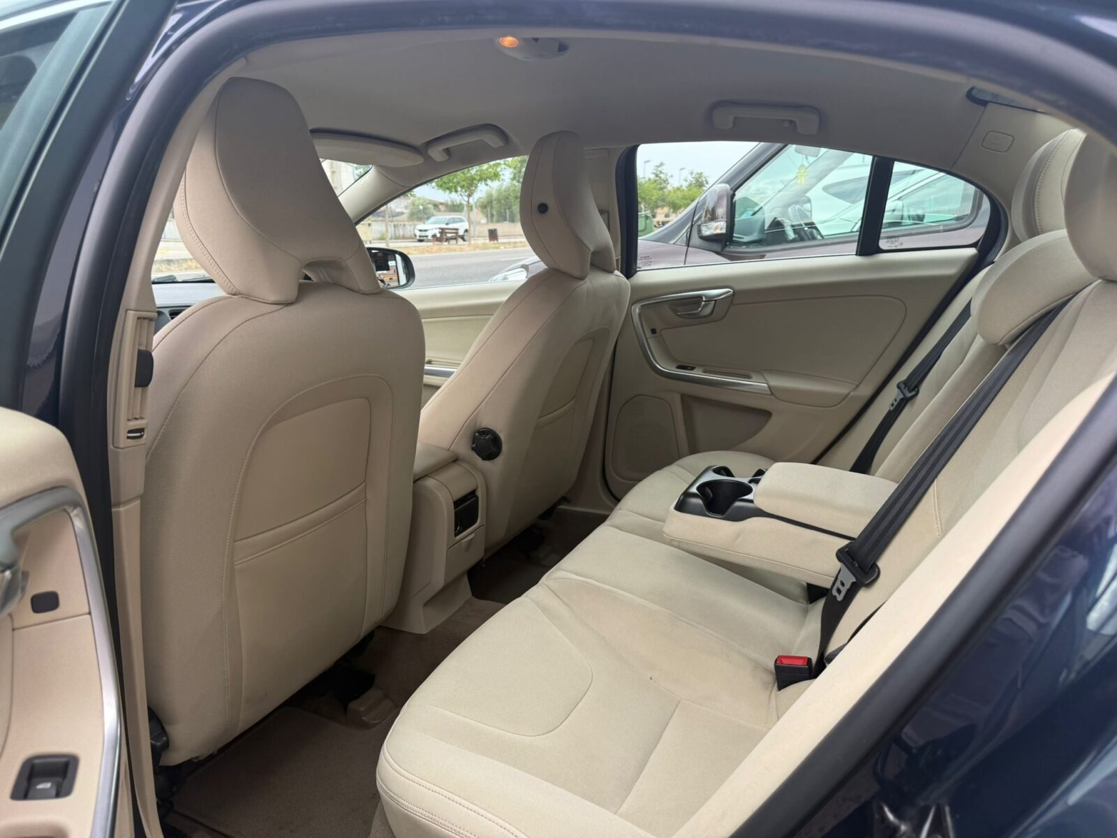 VOLVO S60 MOMENTUM