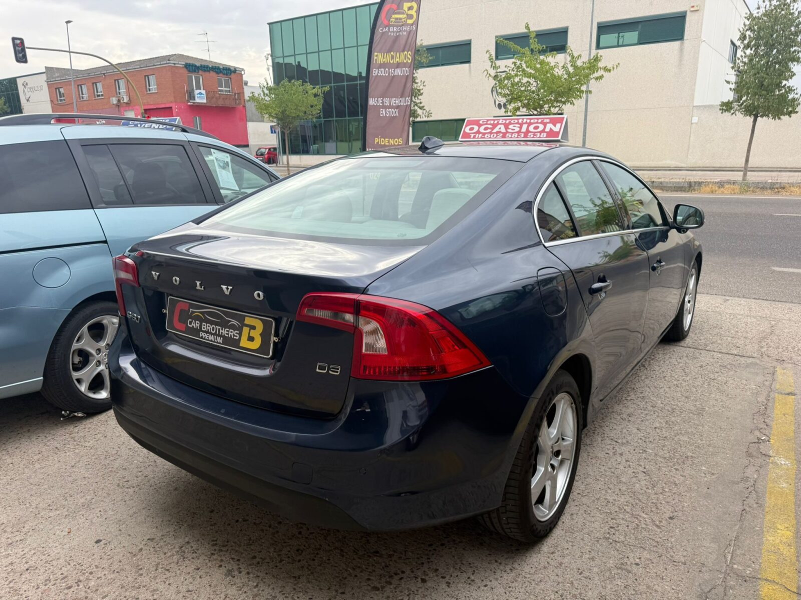 VOLVO S60 MOMENTUM