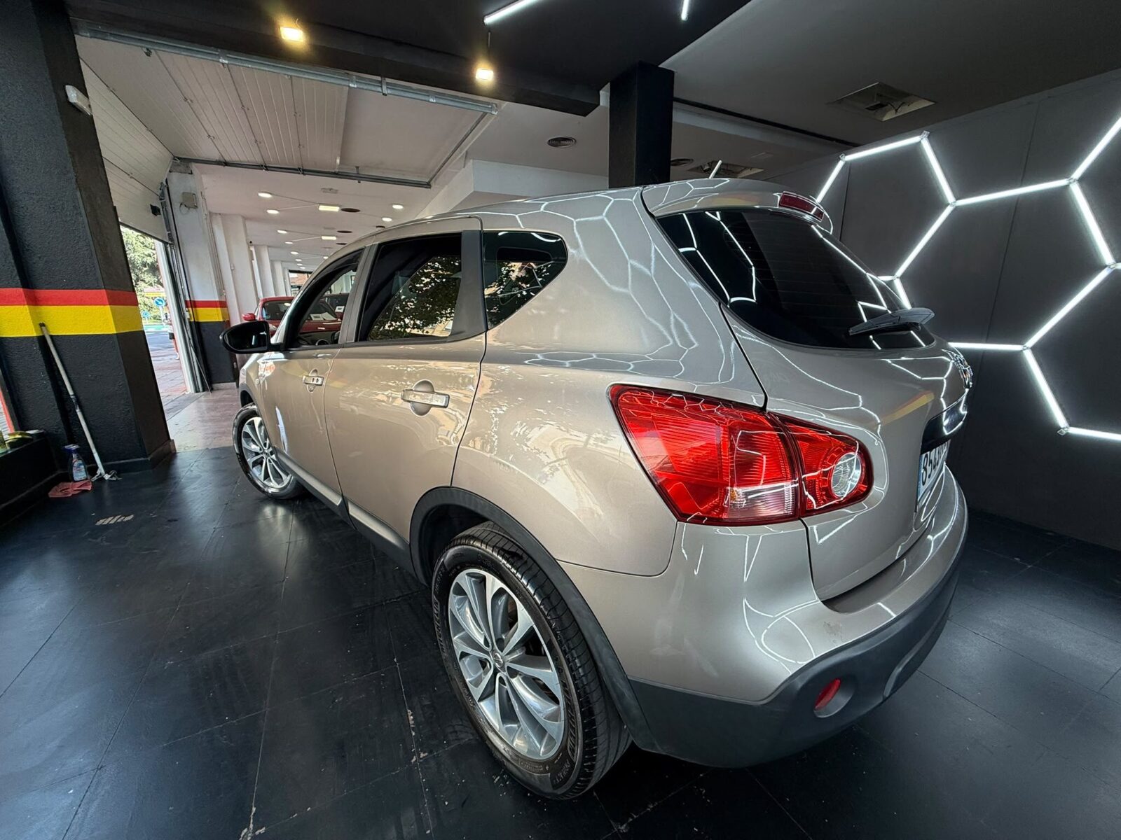 NISSAN QASQHAI tekna premium