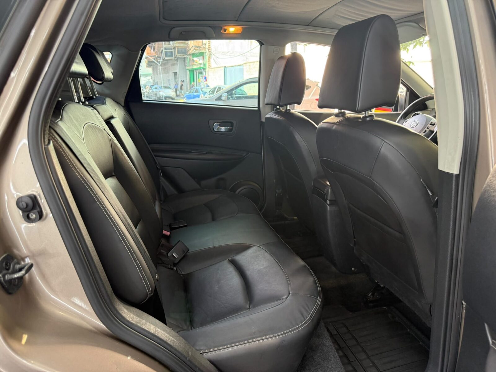 NISSAN QASQHAI tekna premium
