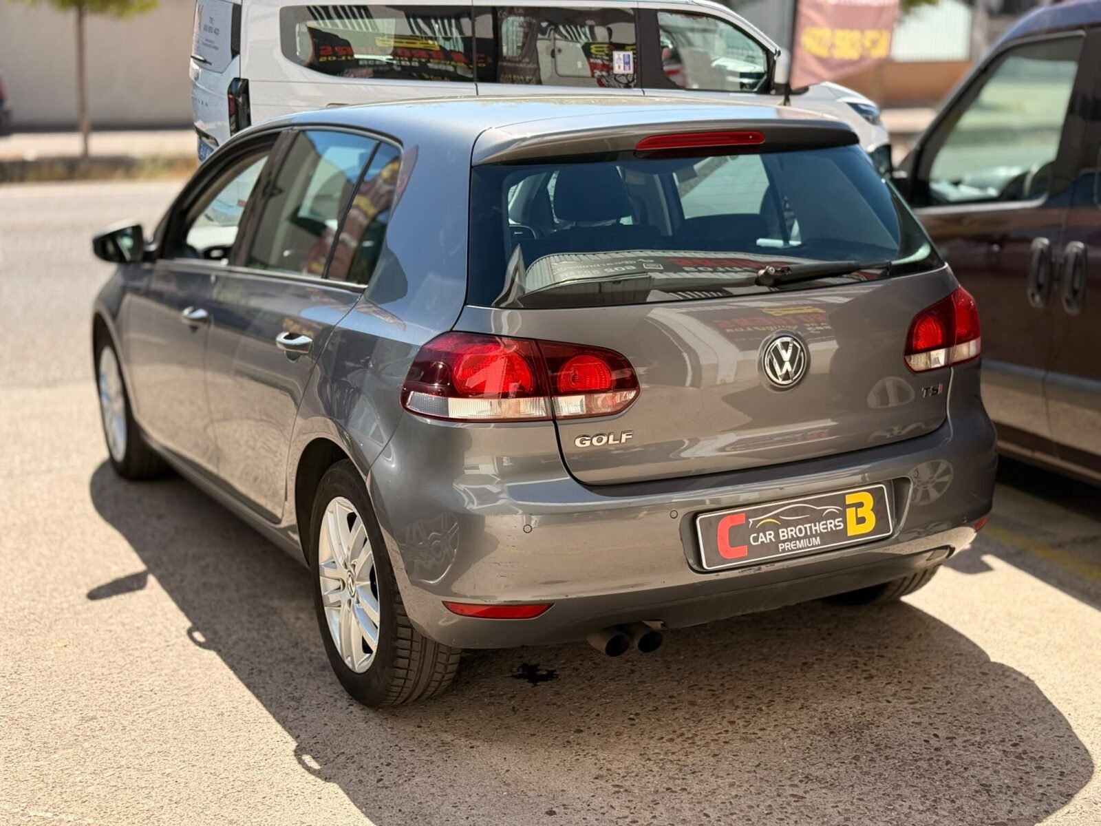 VOLKSWAGEN Golf 1.4 TSI SPORT