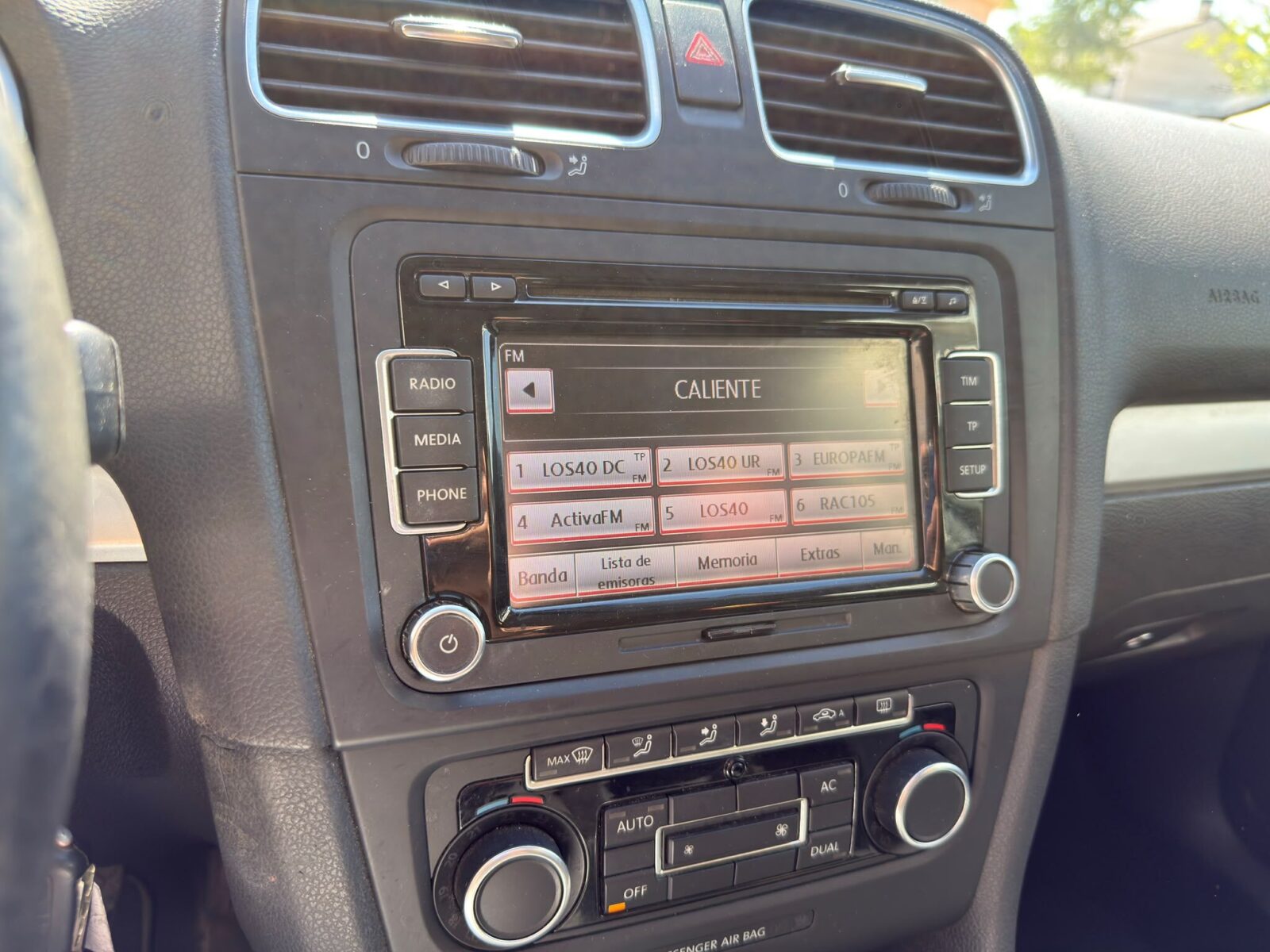 VOLKSWAGEN Golf 1.4 TSI SPORT