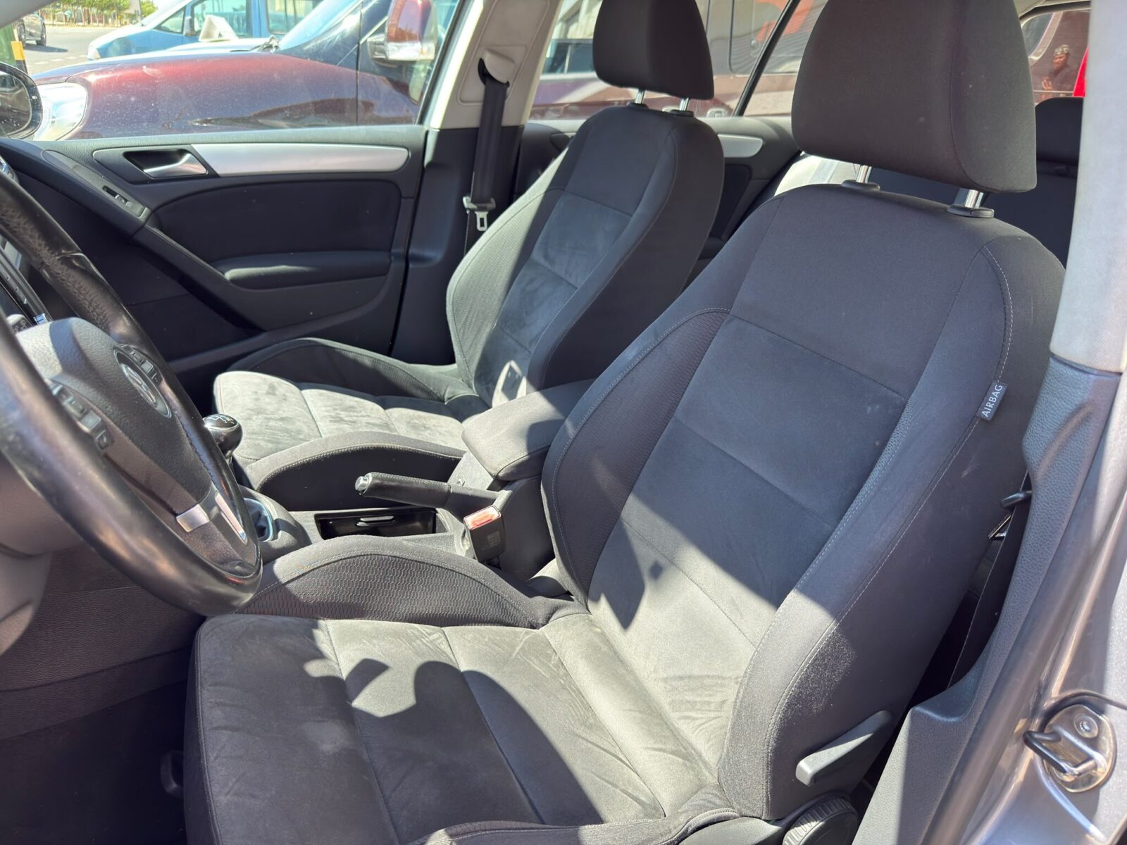 VOLKSWAGEN Golf 1.4 TSI SPORT