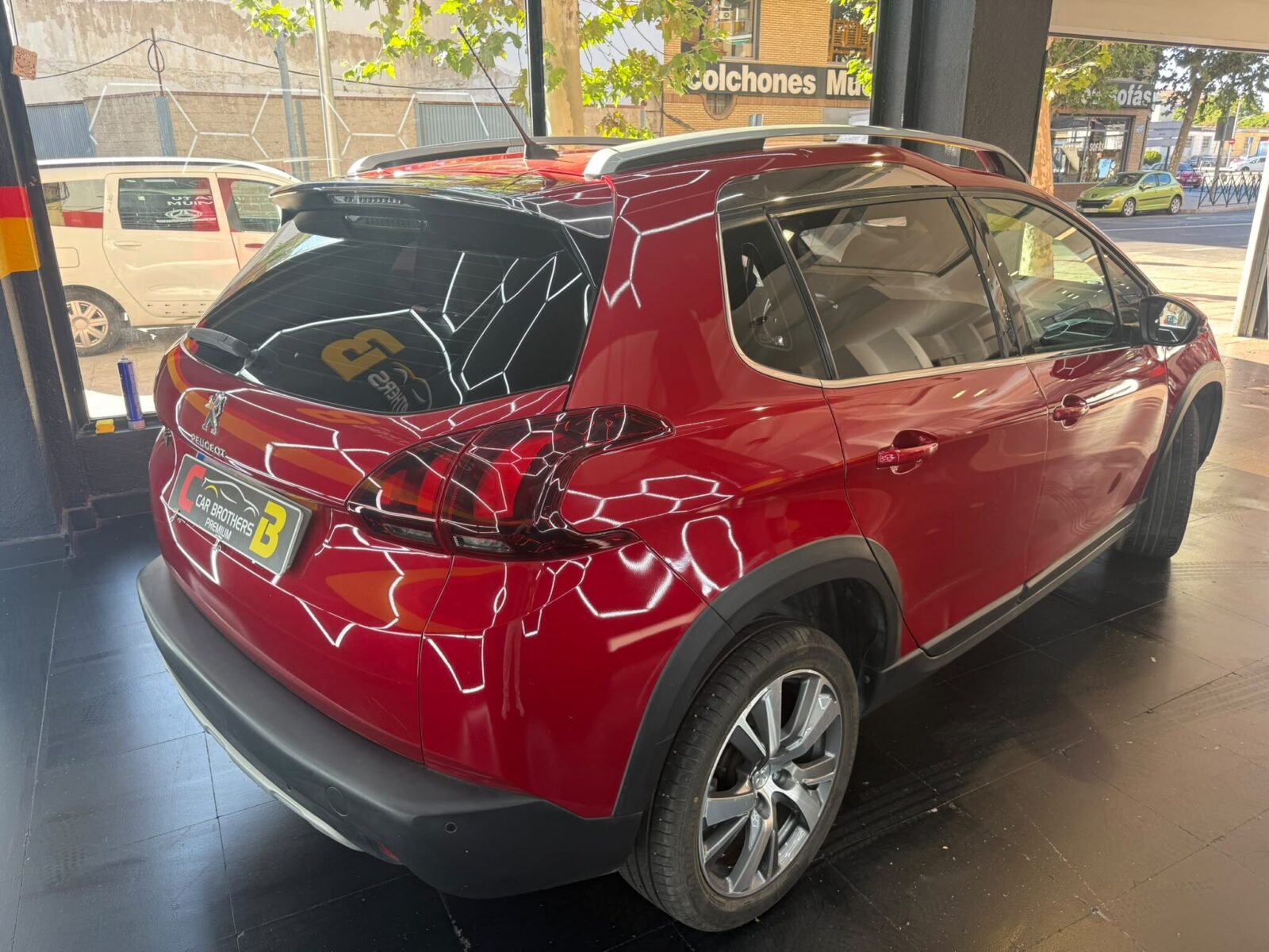 PEUGEOT 2008 ALLURE