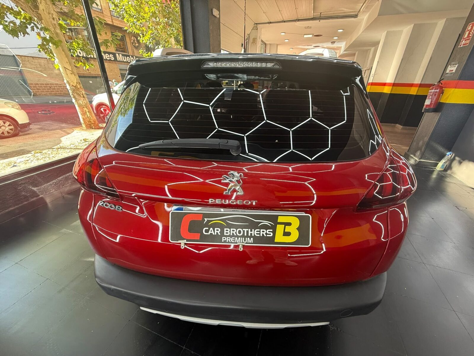 PEUGEOT 2008 ALLURE