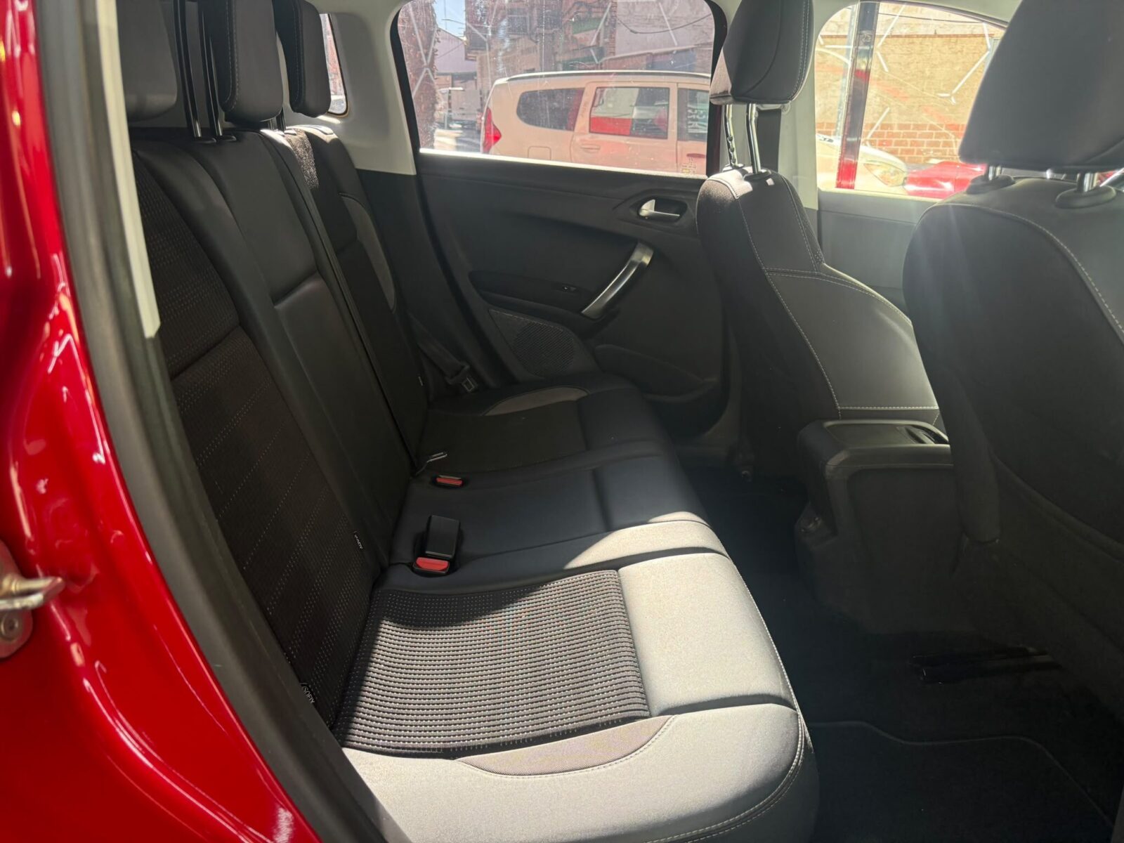 PEUGEOT 2008 ALLURE