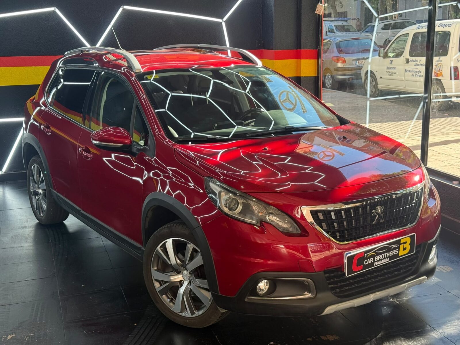 PEUGEOT 2008 ALLURE