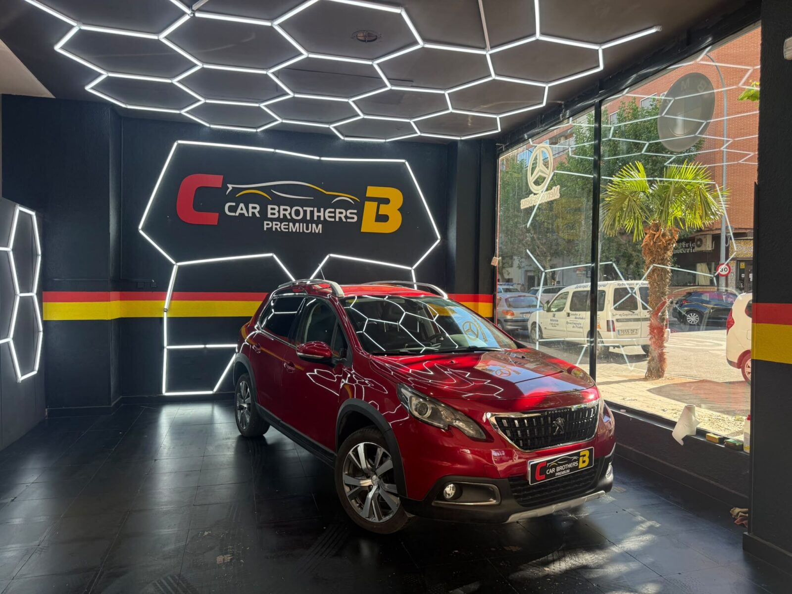 PEUGEOT 2008 ALLURE